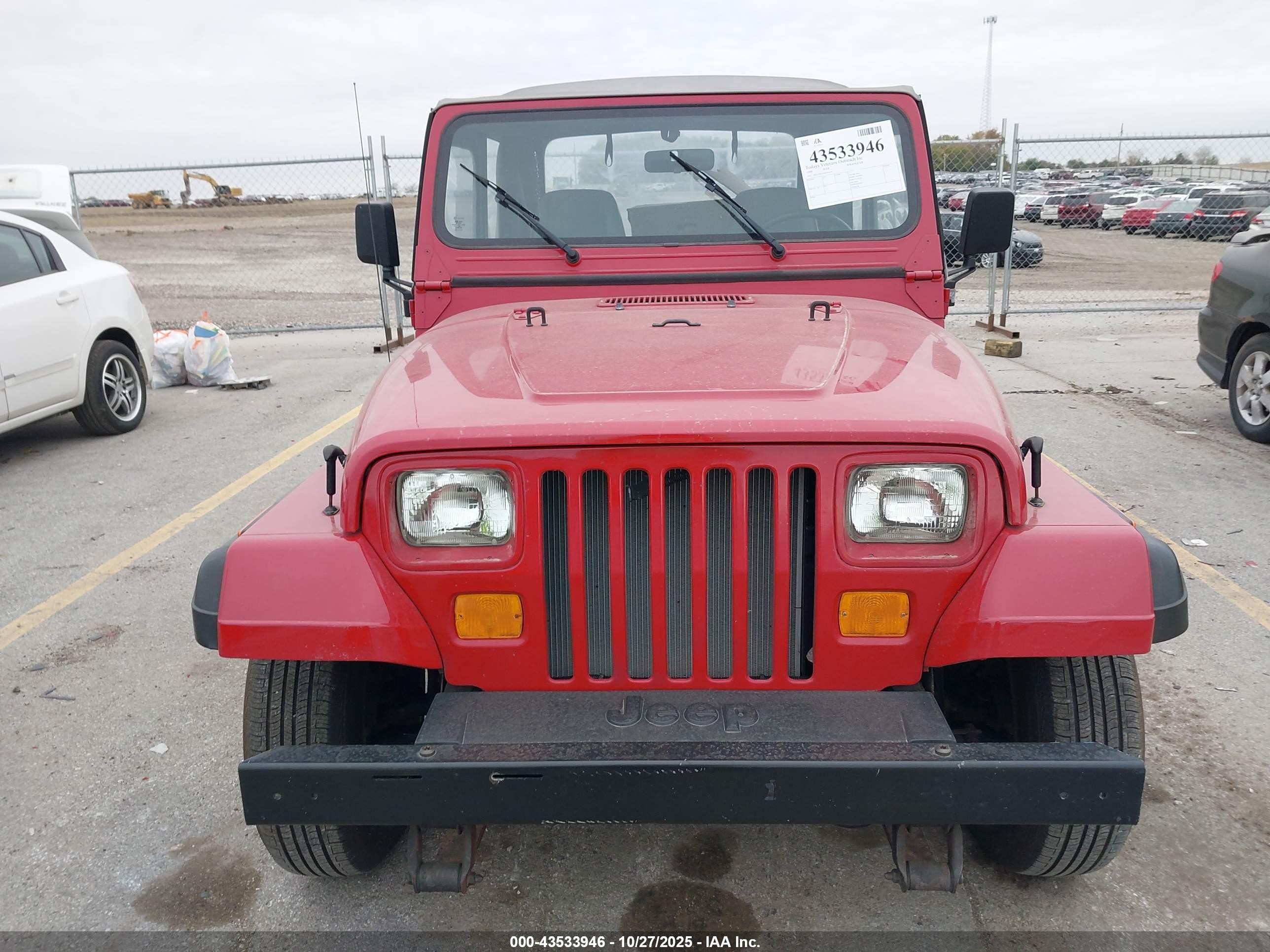 1988 Jeep Wrangler   Red vin: 2BCCV81J3JB543414