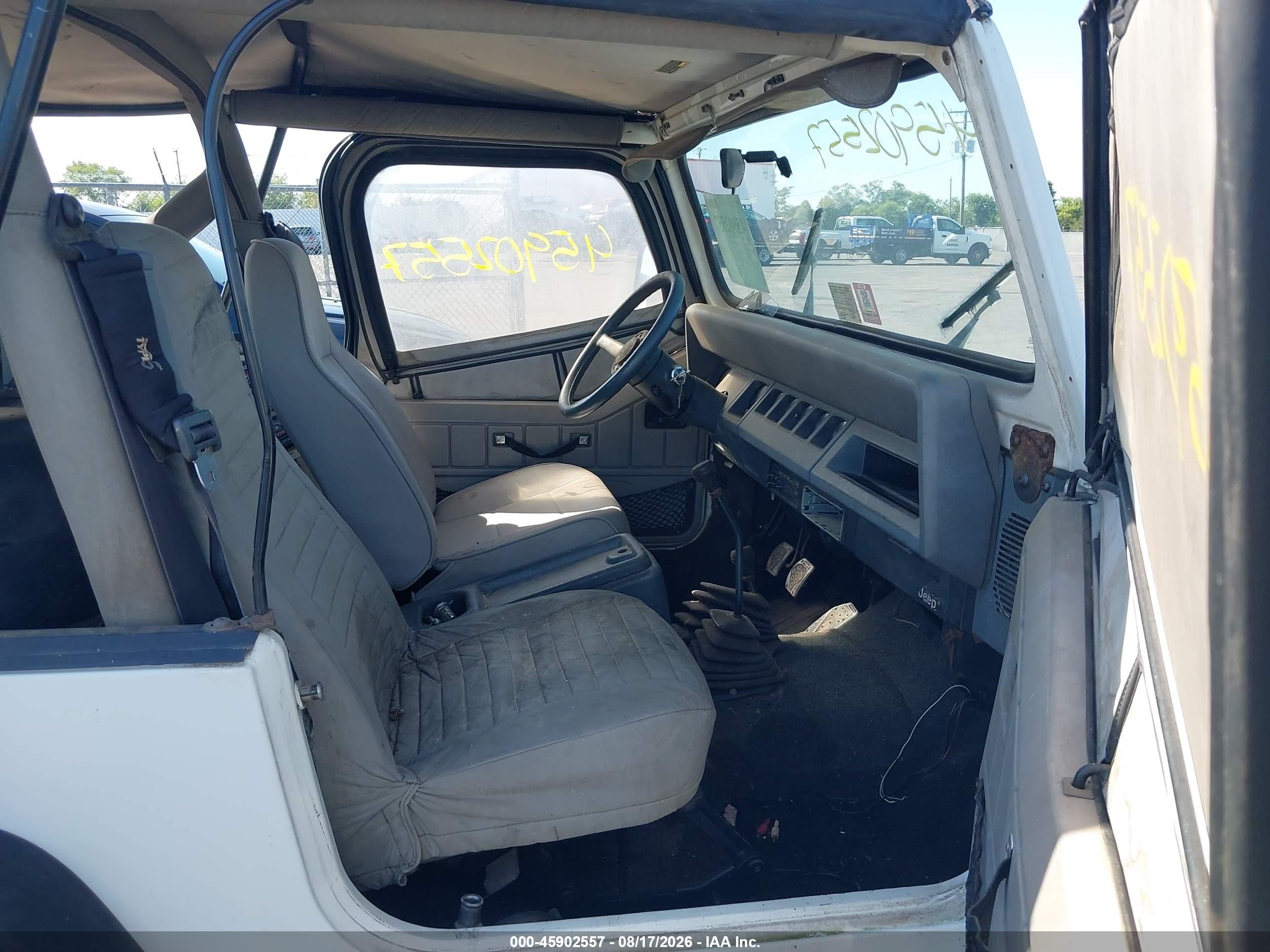 1988 Jeep Wrangler Sport White vin: 2BCCV81K3JB512219