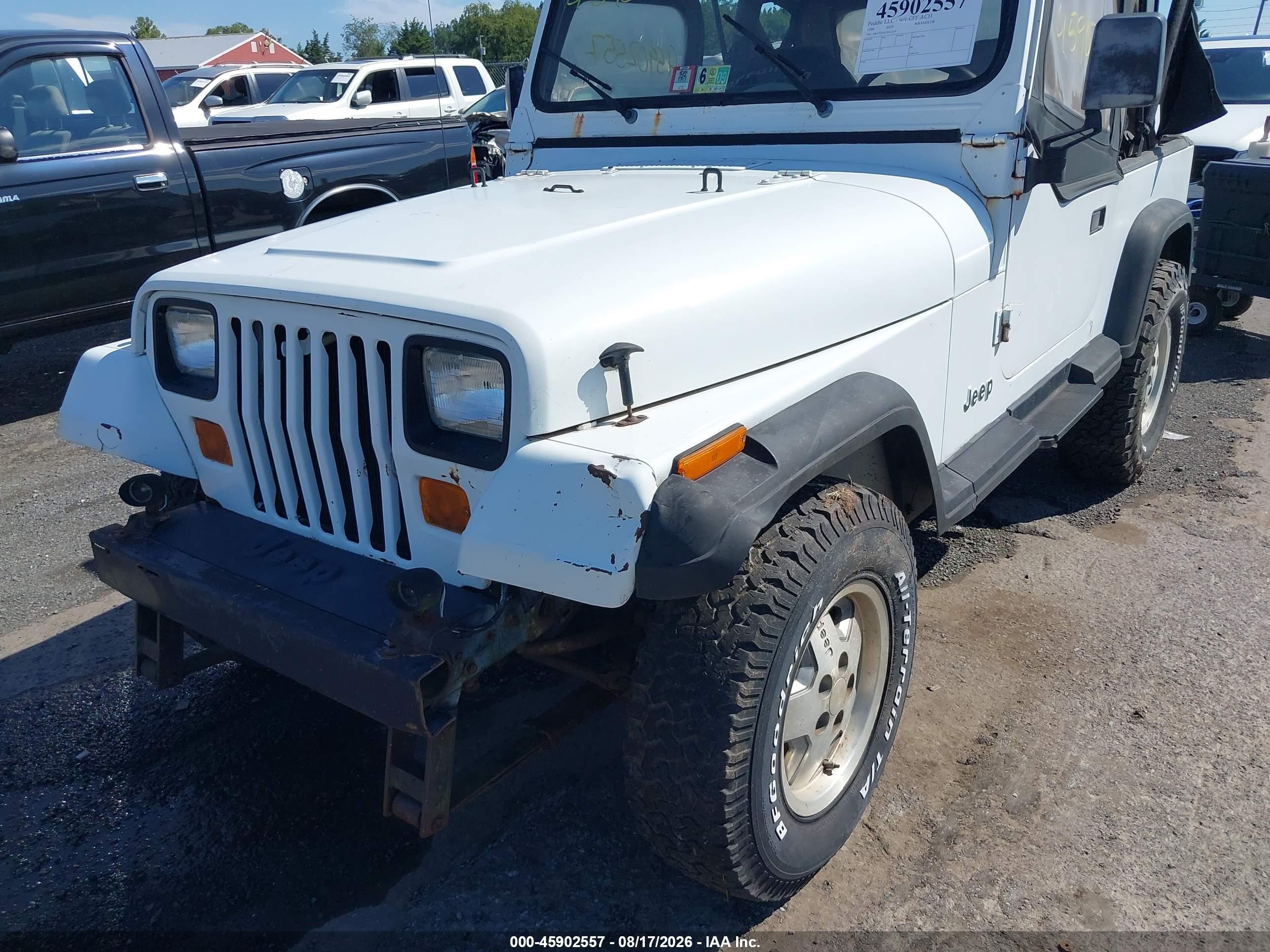 1988 Jeep Wrangler Sport White vin: 2BCCV81K3JB512219