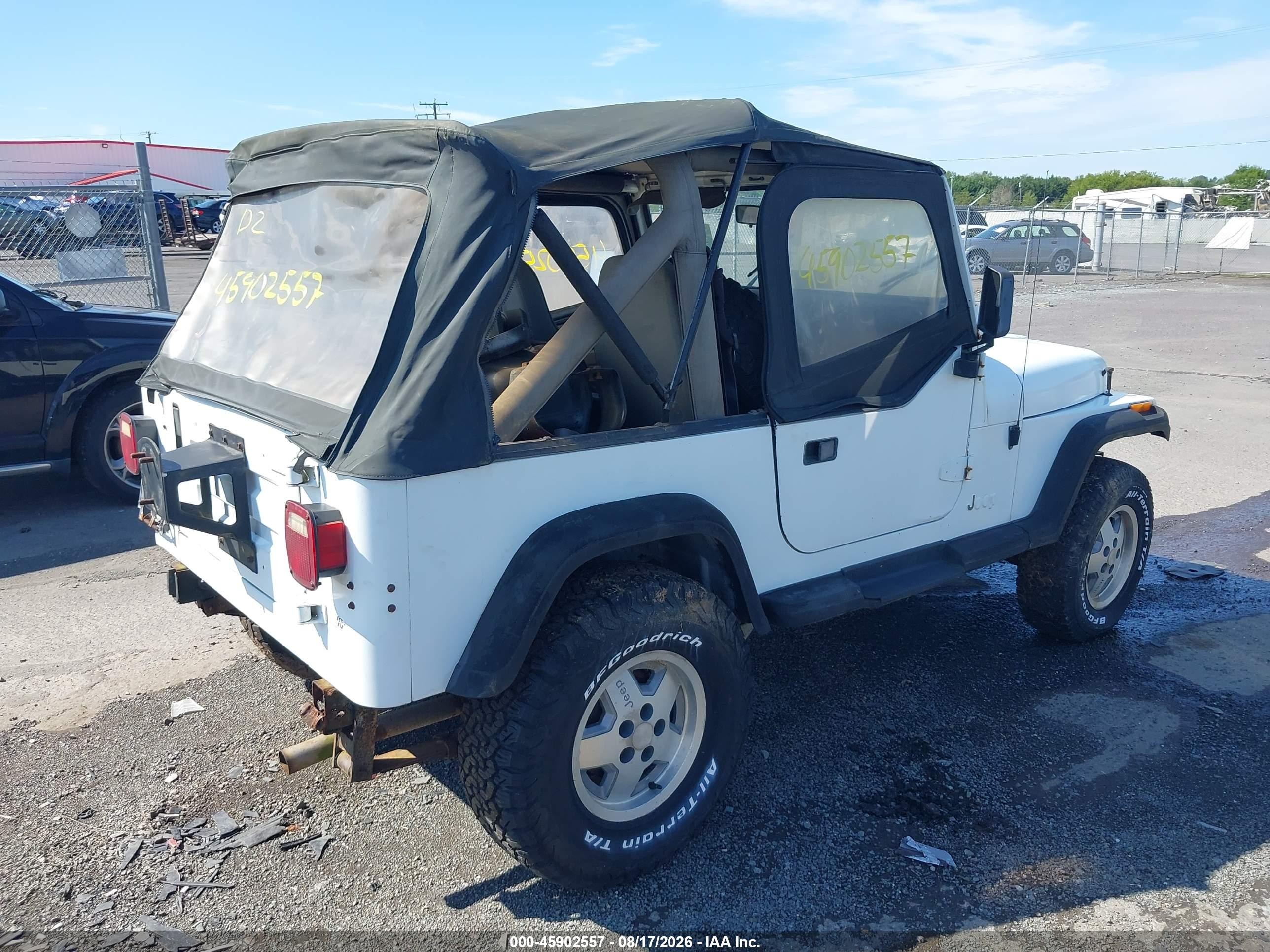 1988 Jeep Wrangler Sport White vin: 2BCCV81K3JB512219