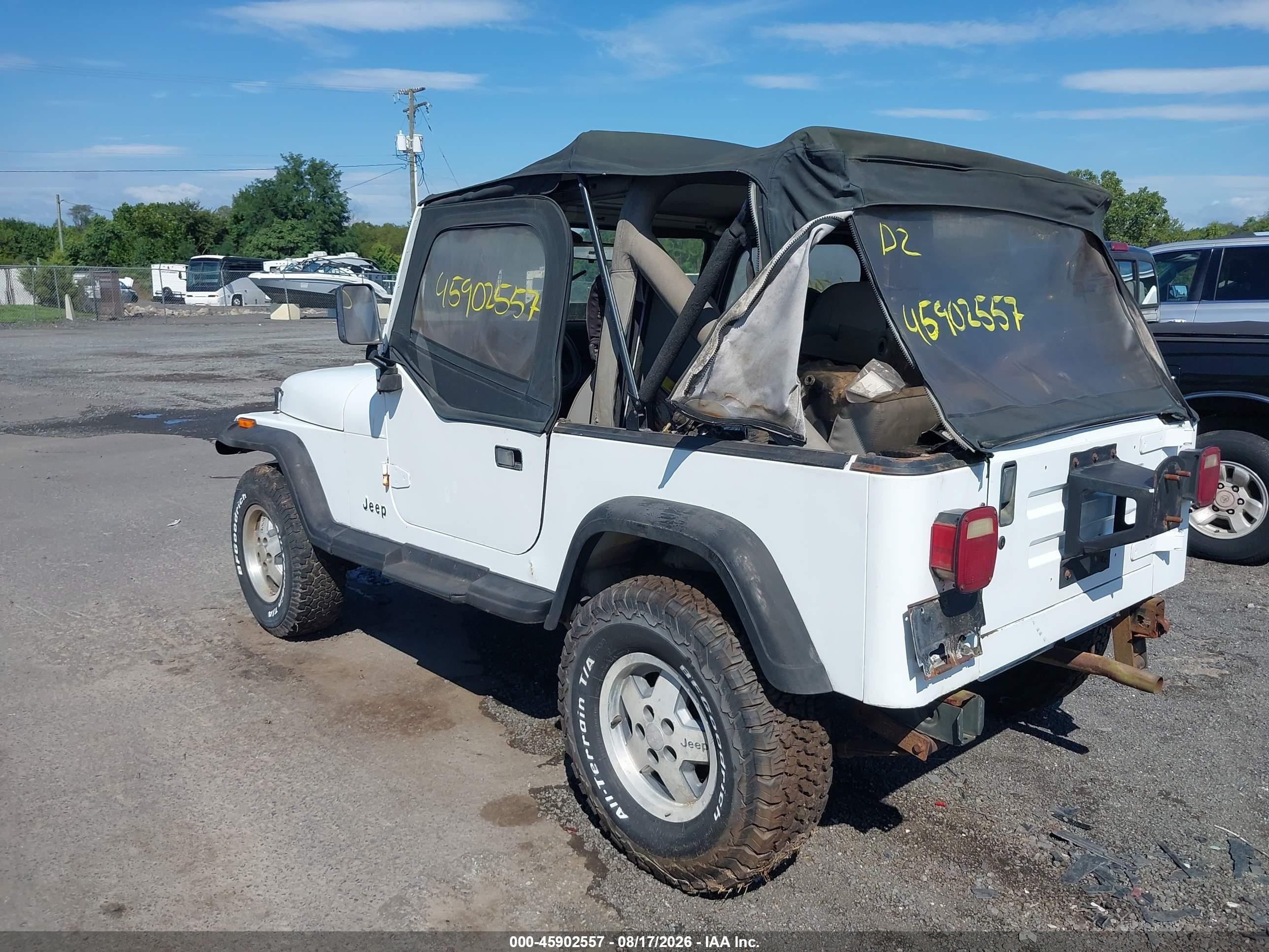 1988 Jeep Wrangler Sport White vin: 2BCCV81K3JB512219