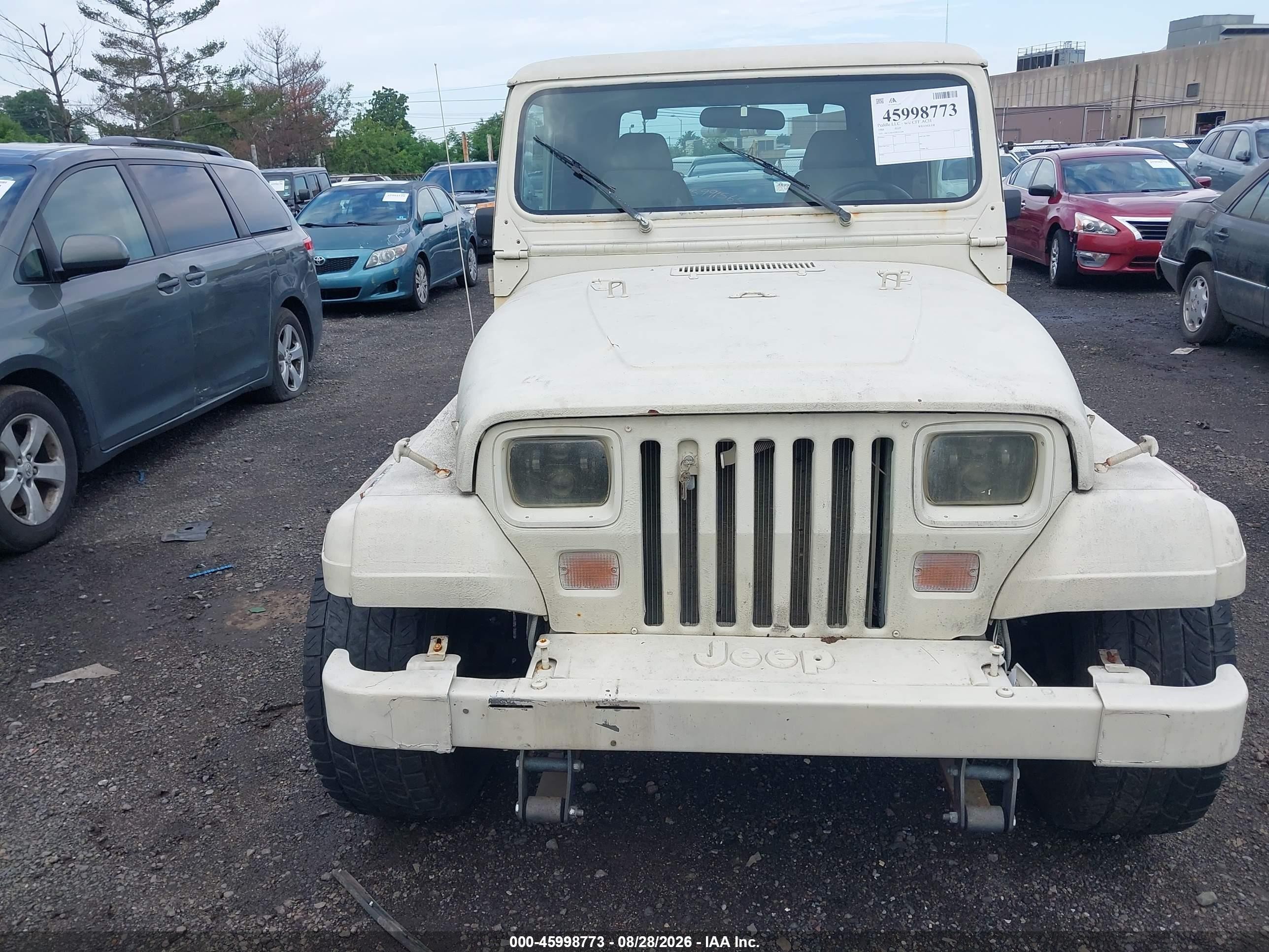 1988 Jeep Wrangler Laredo Cream vin: 2BCCZ8143JB511268