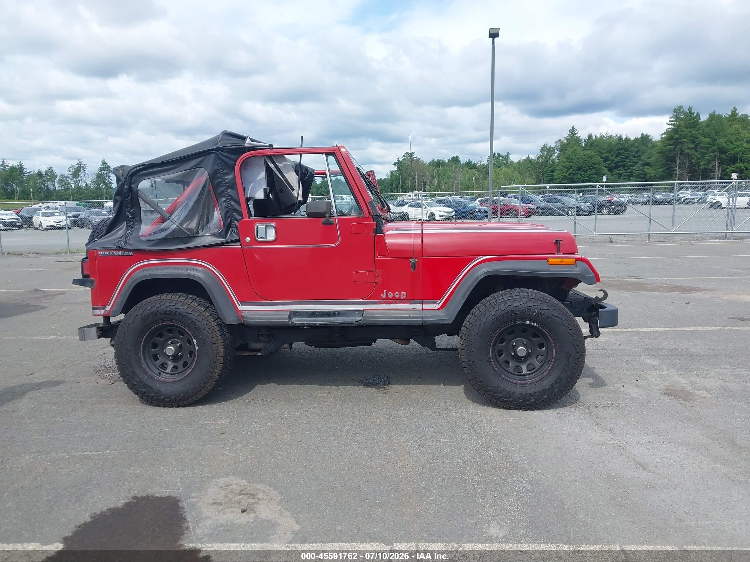 1988 Jeep Wrangler Laredo Red vin: 2BCCZ8144JB526622