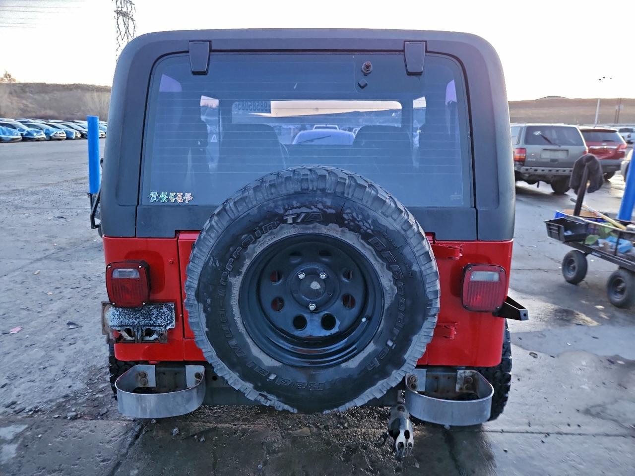 1988 Jeep Wrangler Laredo Red vin: 2BCCZ8146JB538013