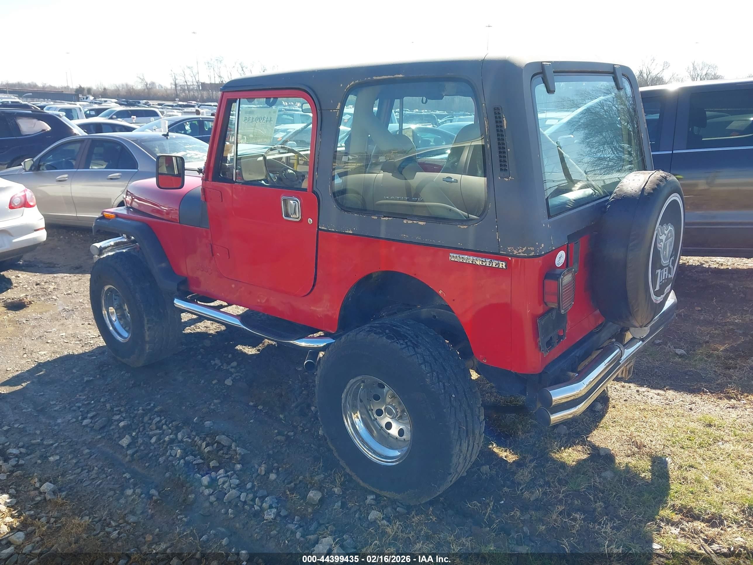 1988 Jeep Wrangler   Red vin: 2BCCZ81J2JB501658