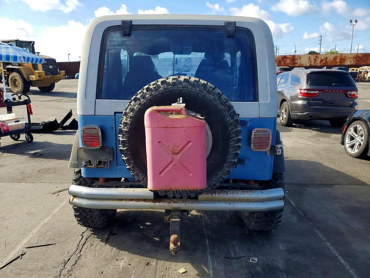 1988 Jeep Wrangler Laredo Blue vin: 2BCCZ81L6JB503740