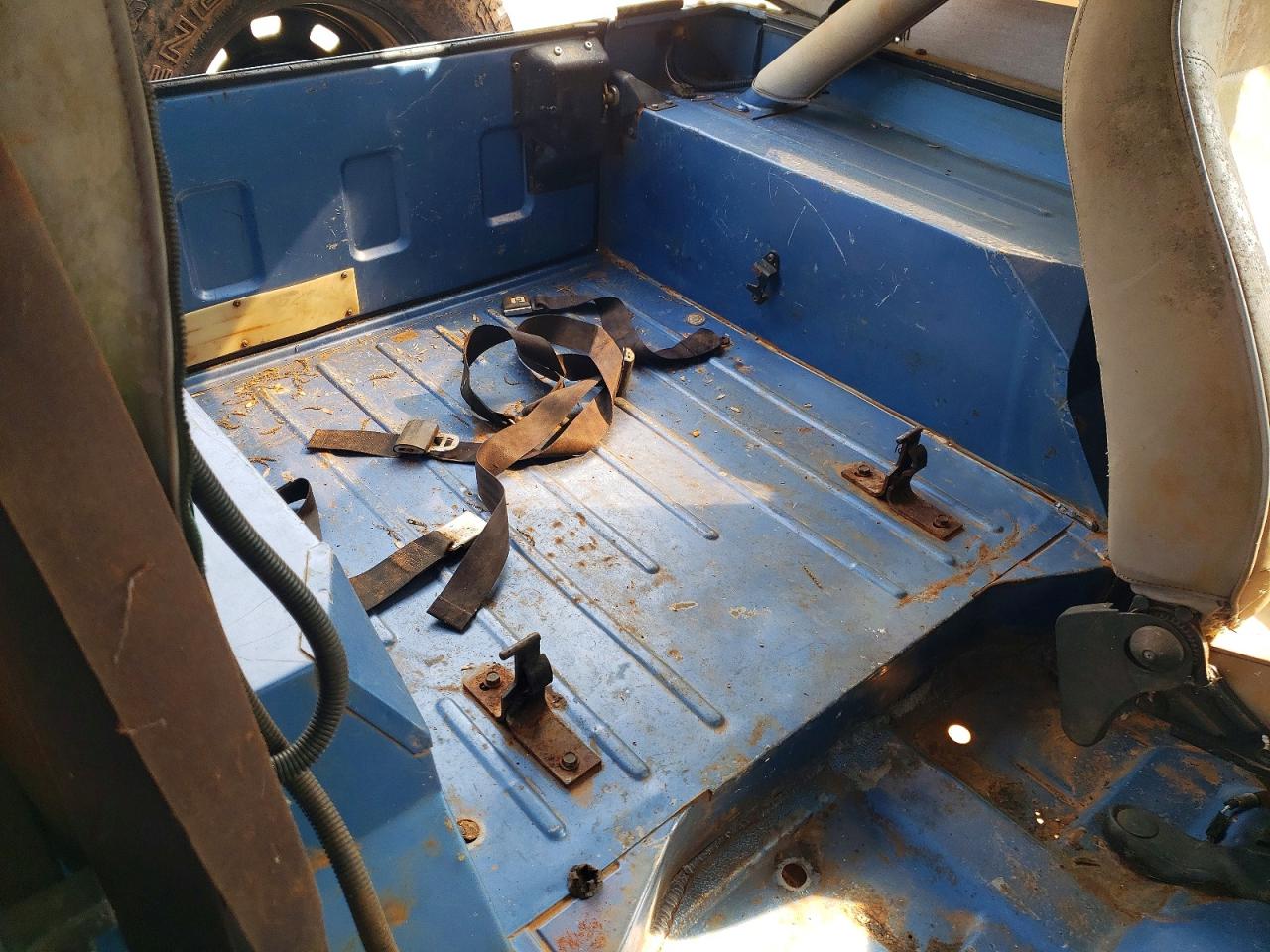 1988 Jeep Wrangler Blue vin: 2BCHV81J9JB514389