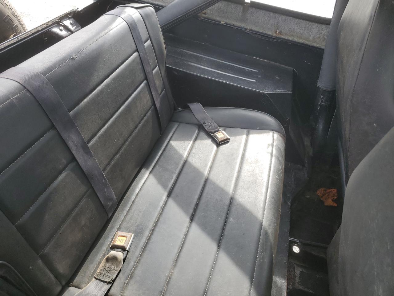 1988 Jeep Wrangler S Black vin: 2BCHV81S1JB529770