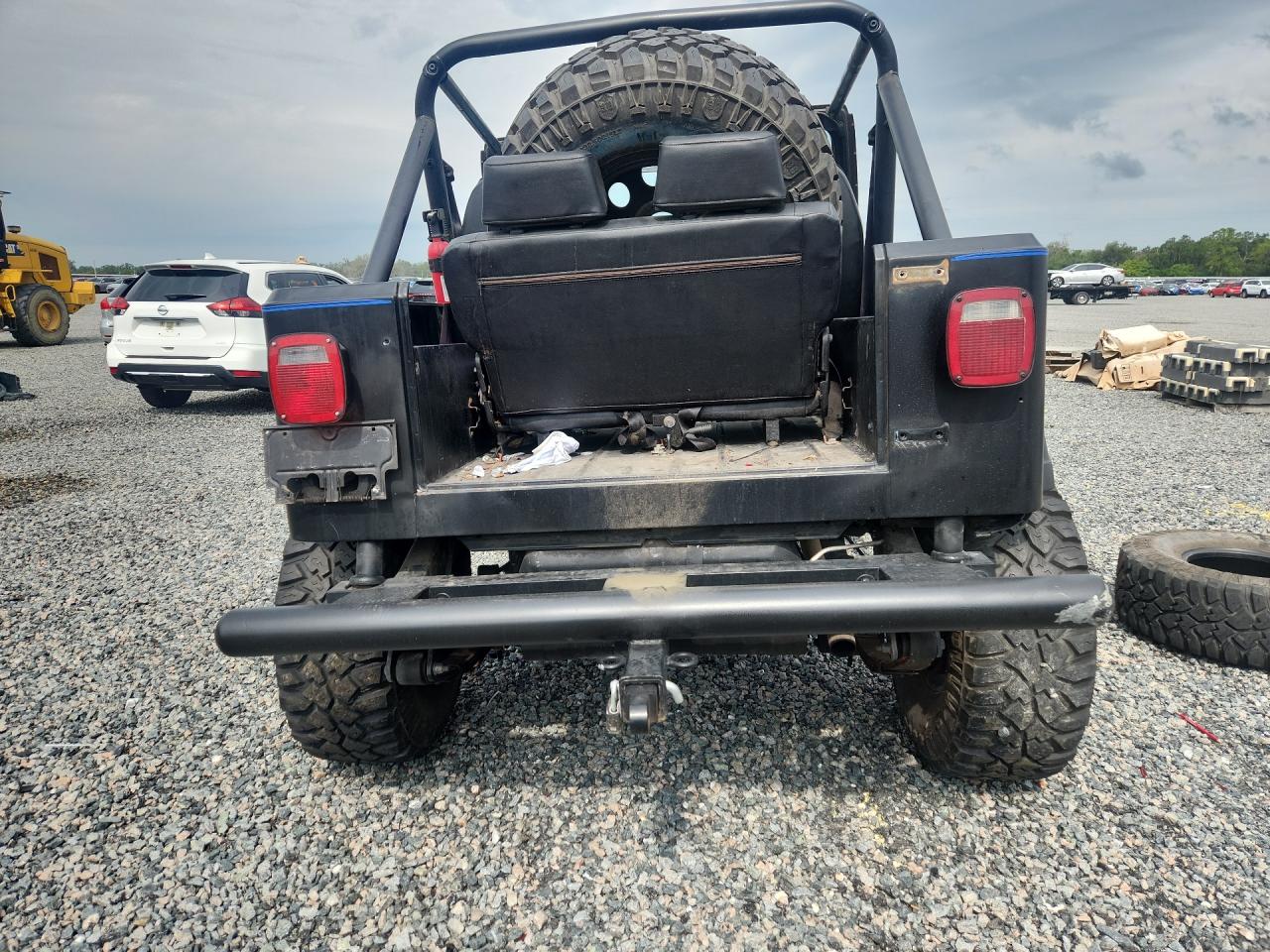 1988 Jeep Wrangler S Черный vin: 2BCHV81S9JB527992