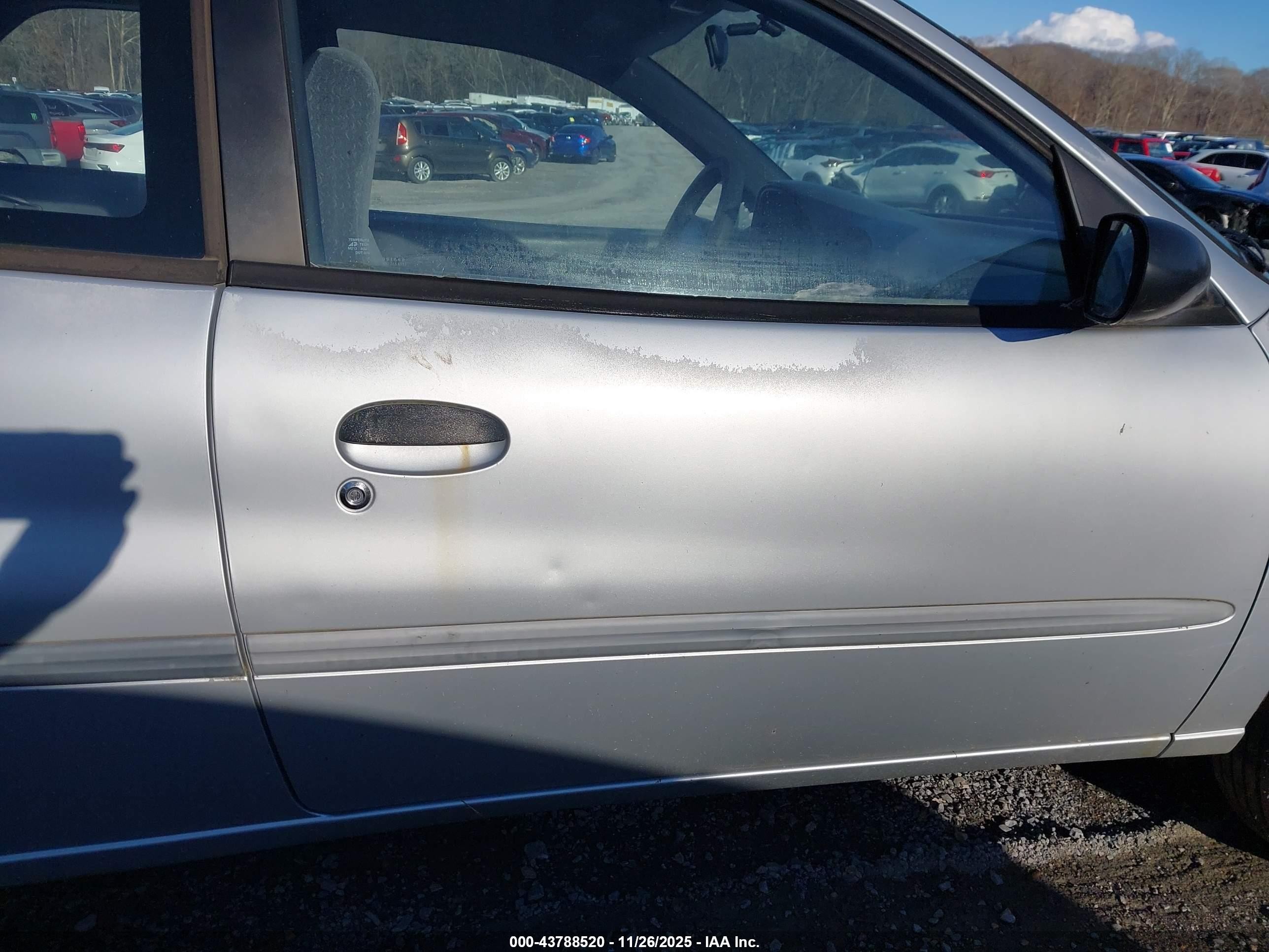 2000 Chevrolet Metro Lsi Серебряный vin: 2C1MR2220Y6721517
