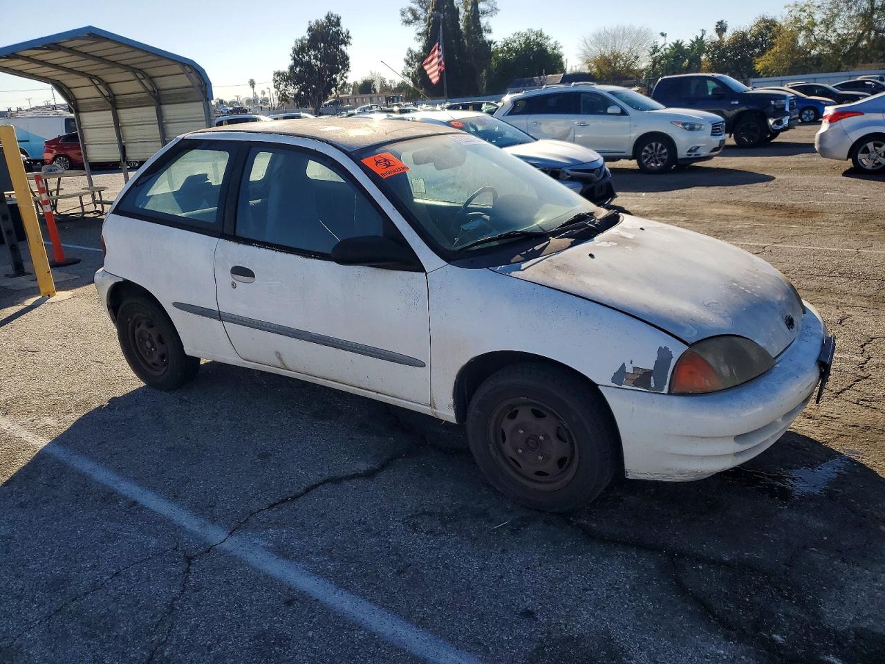 2000 Chevrolet Metro Lsi Белый vin: 2C1MR2228Y6730952