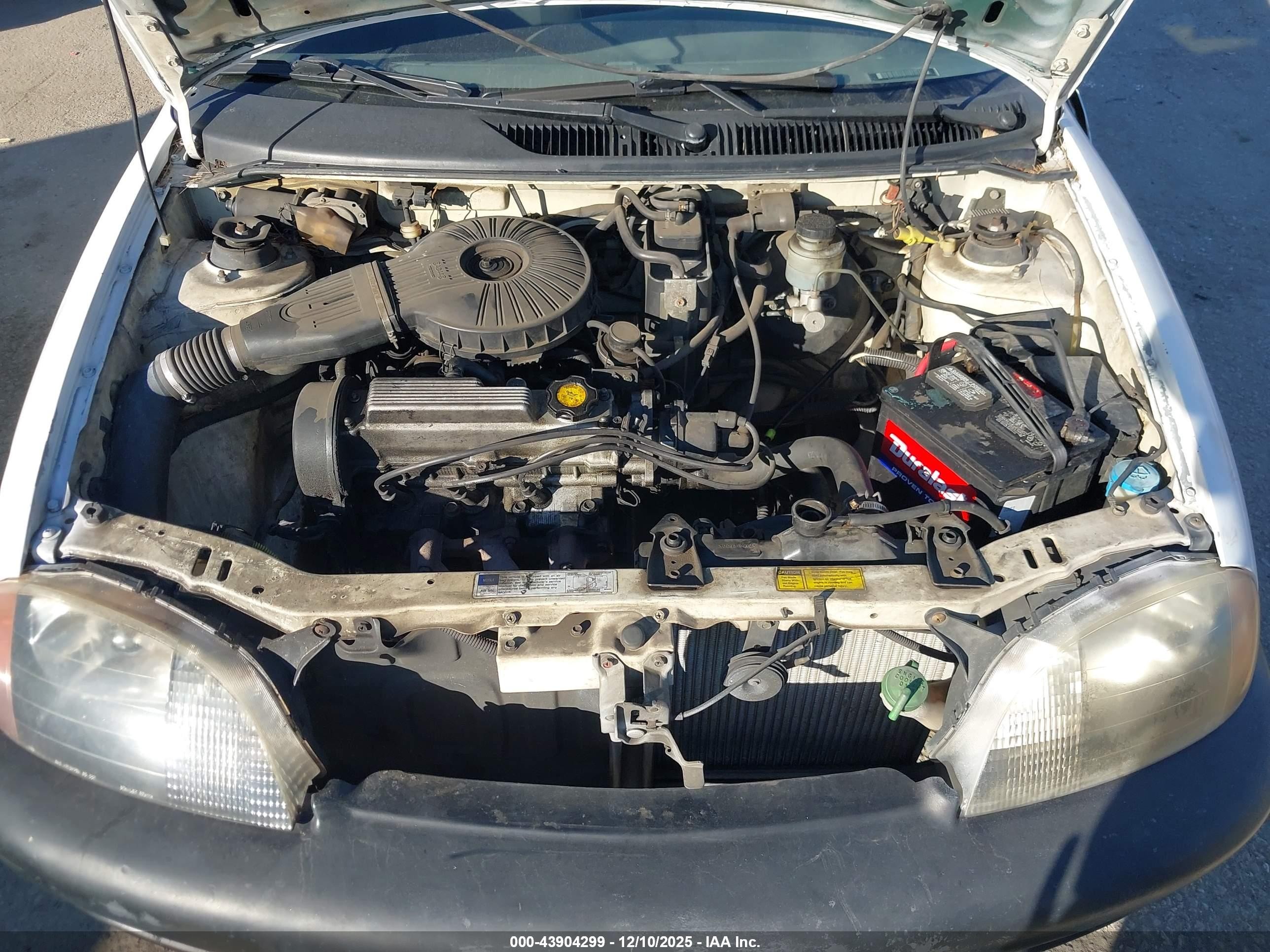 1998 Chevrolet Metro   White vin: 2C1MR2260W6701428