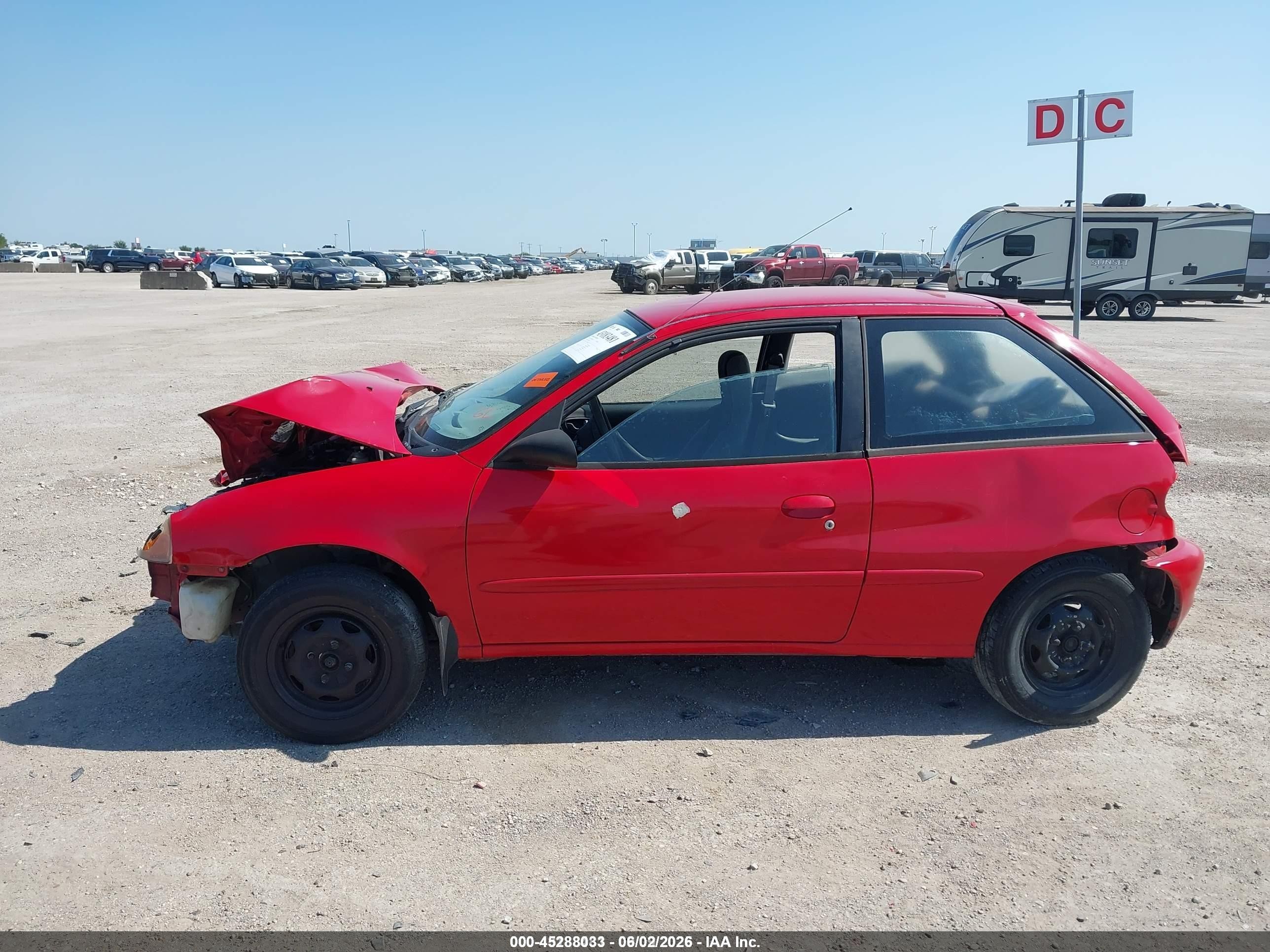 1998 Chevrolet Metro   Red vin: 2C1MR2265W6703174