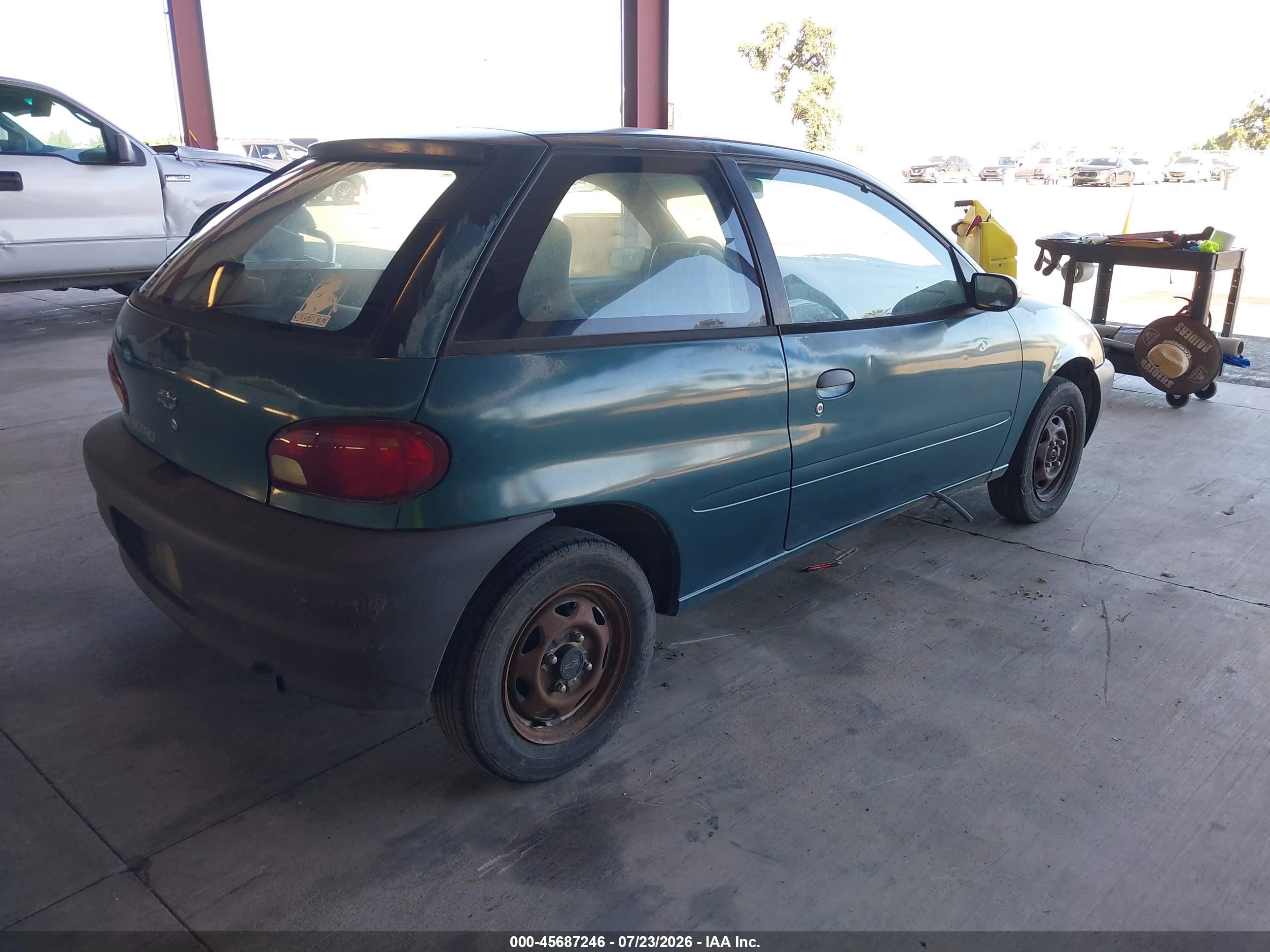 1998 Chevrolet Metro   Зеленый vin: 2C1MR2266W6732490