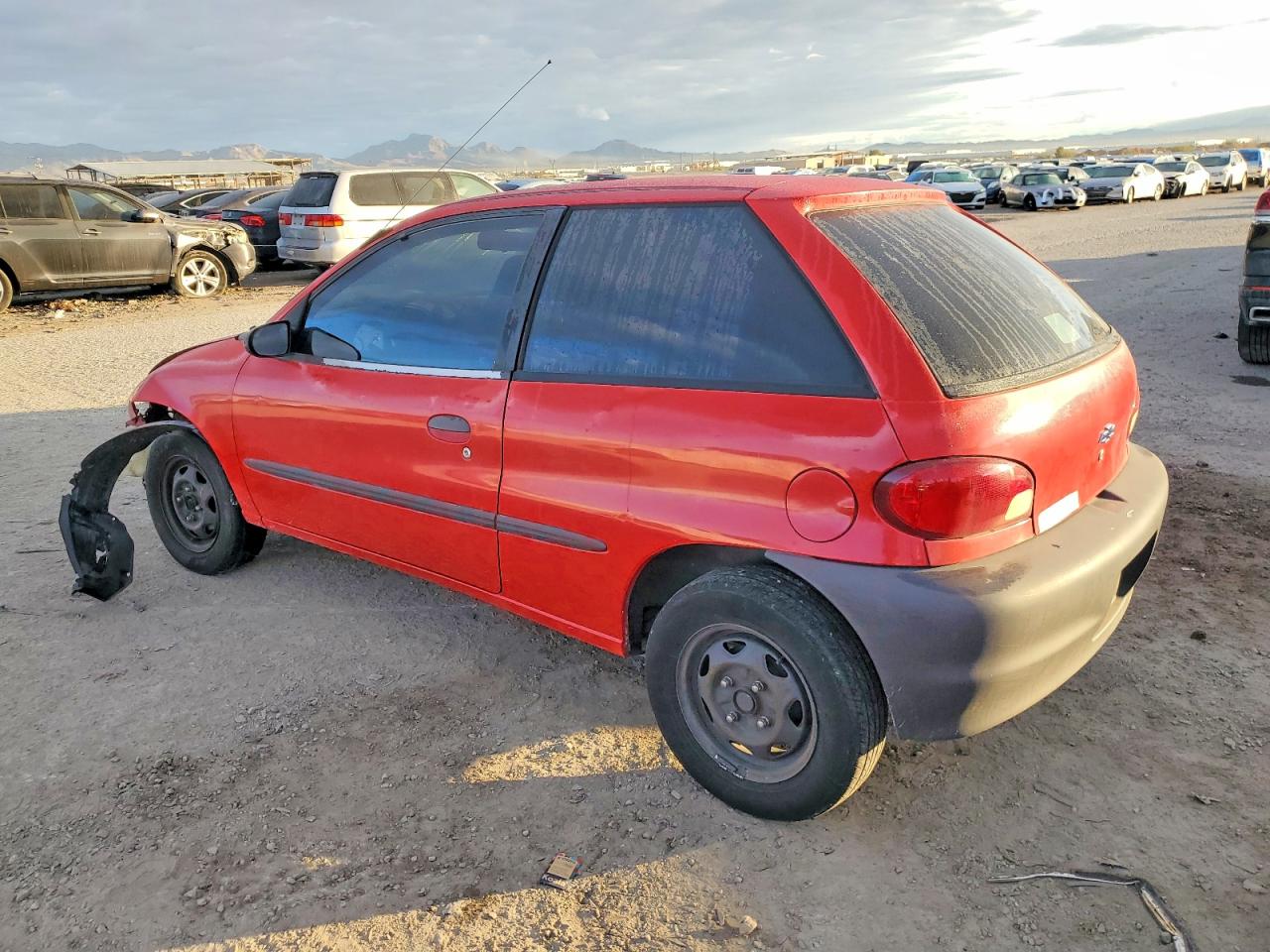 2000 Chevrolet Metro Red vin: 2C1MR2268Y6705892