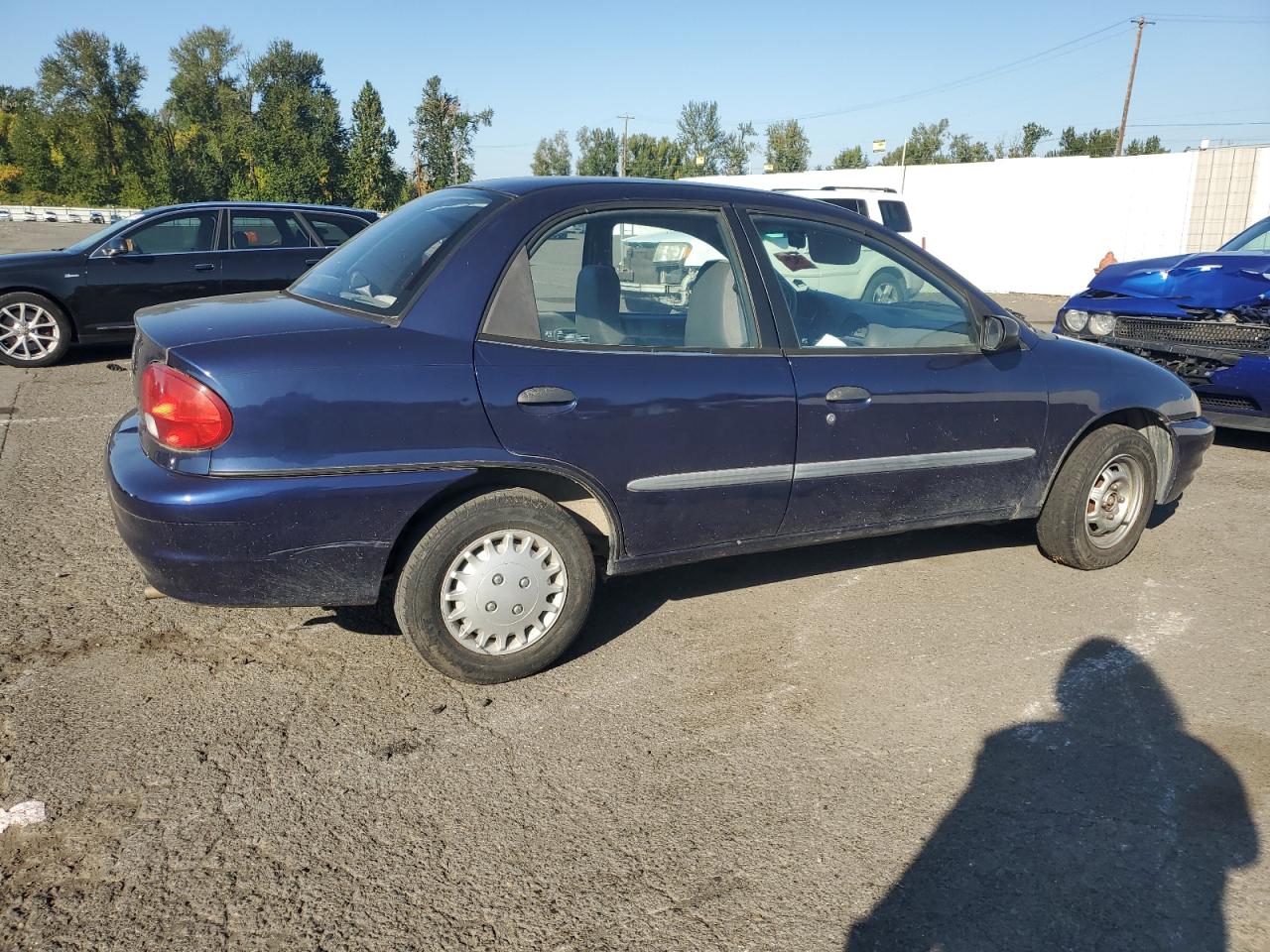 2000 Chevrolet Metro Lsi Синий vin: 2C1MR5222Y6705370