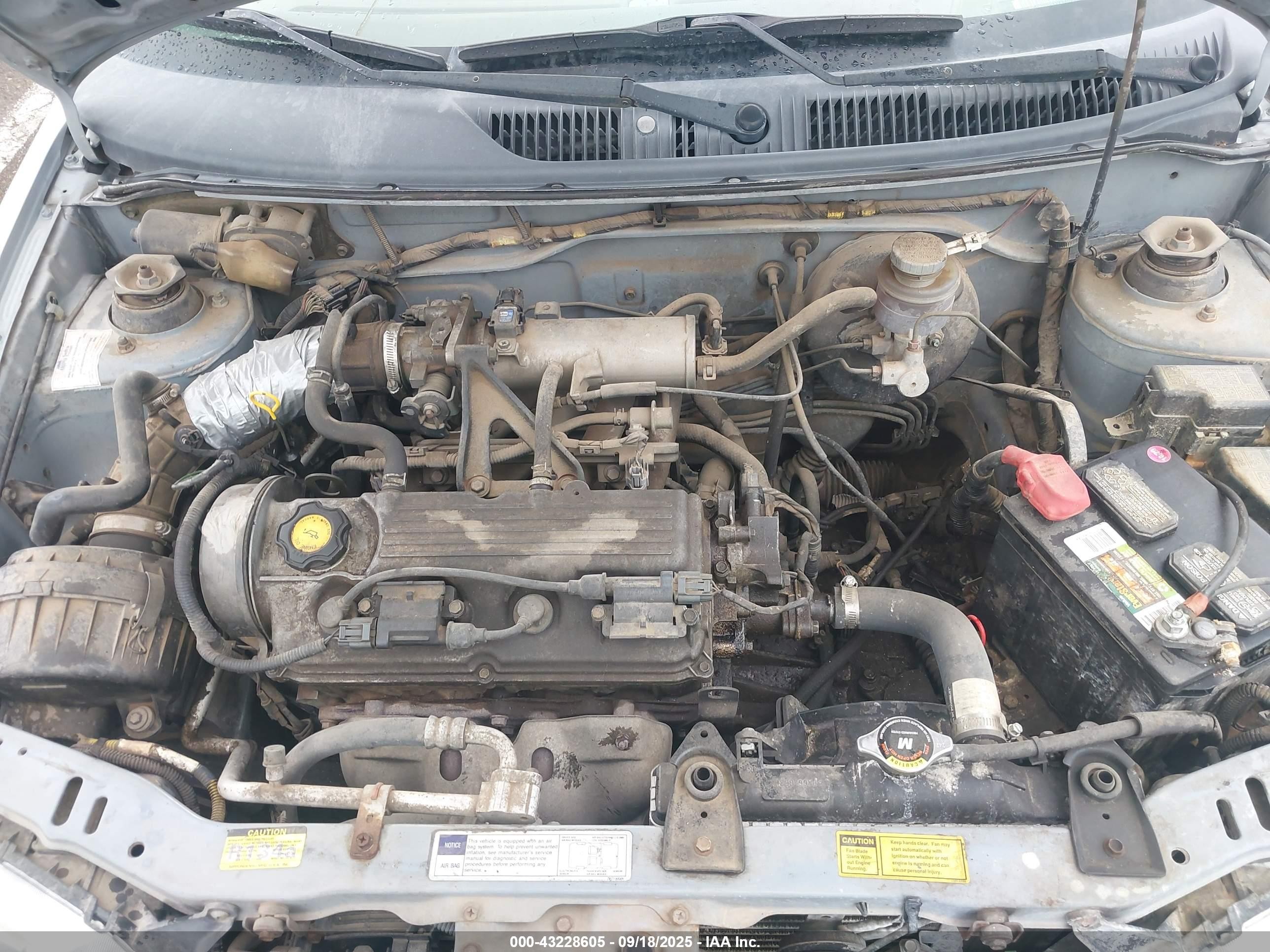 2000 Chevrolet Metro Lsi Серебряный vin: 2C1MR5229Y6702210