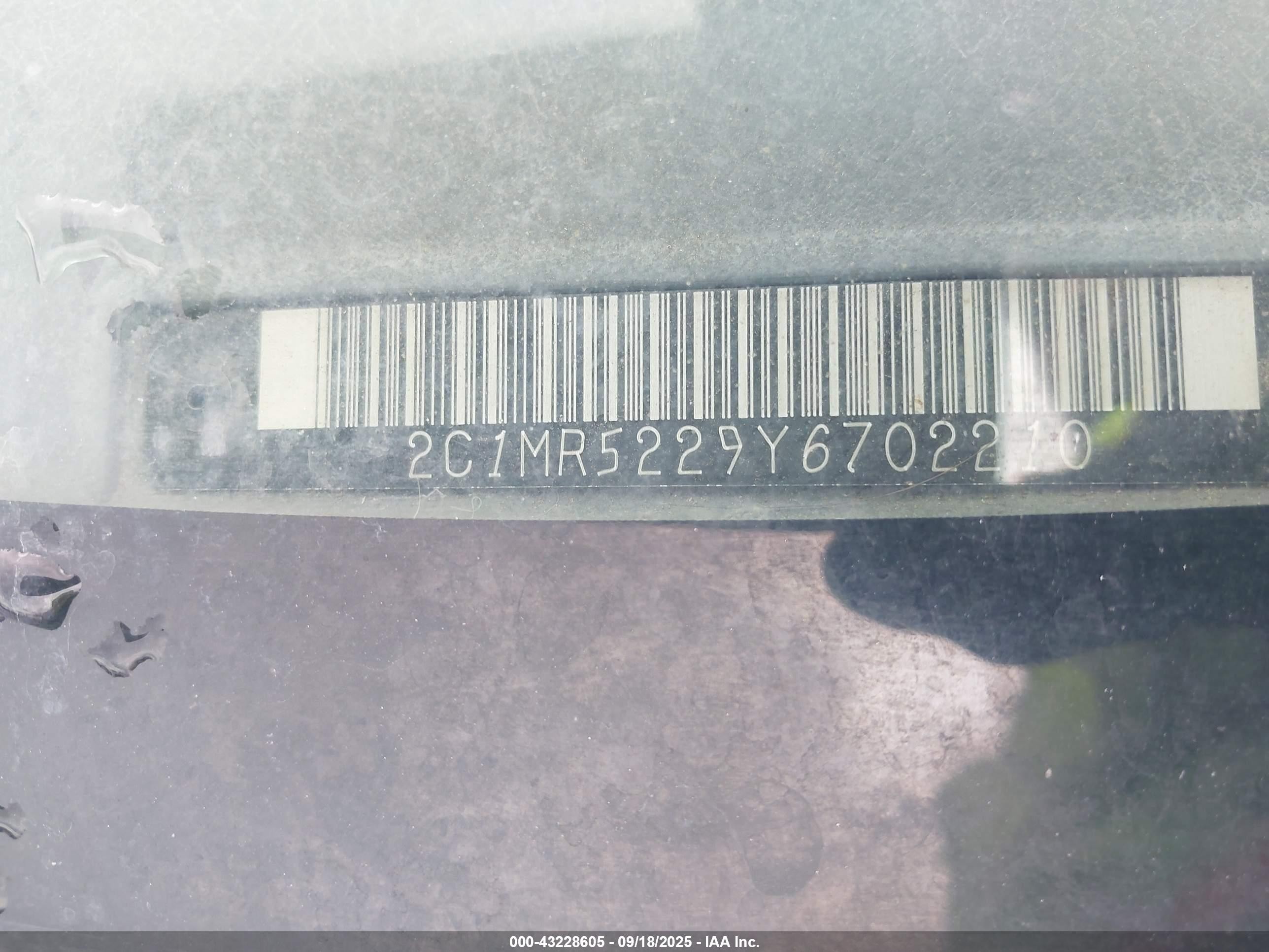 2000 Chevrolet Metro Lsi Серебряный vin: 2C1MR5229Y6702210
