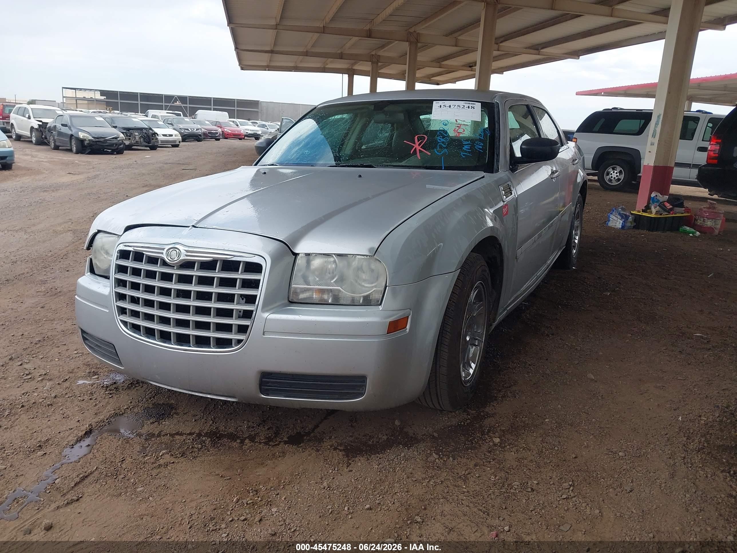 2005 Chrysler 300   Gray vin: 2C3AA43R85H528220