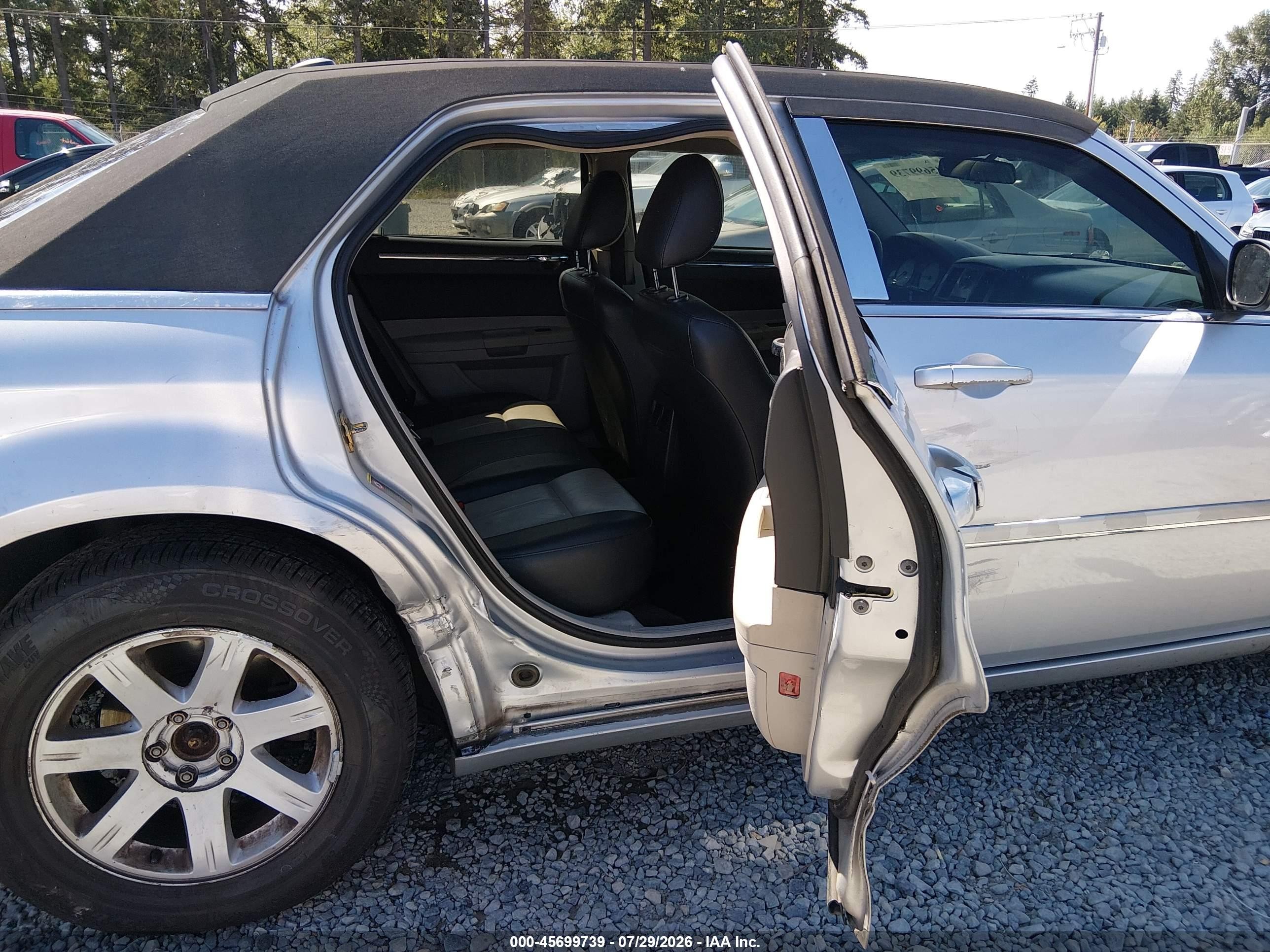 2005 Chrysler 300 Touring Silver vin: 2C3AA53G35H595246