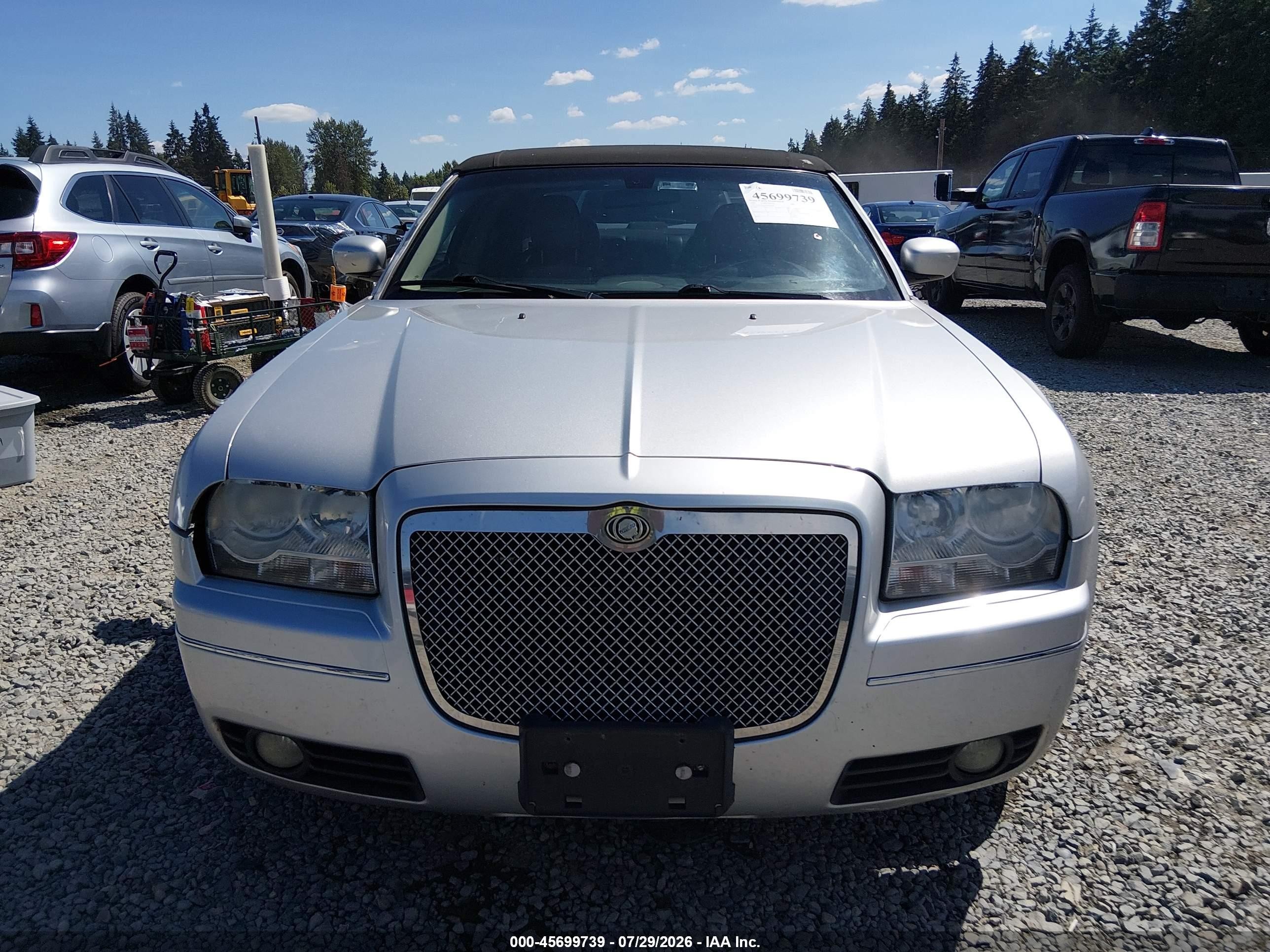 2005 Chrysler 300 Touring Silver vin: 2C3AA53G35H595246