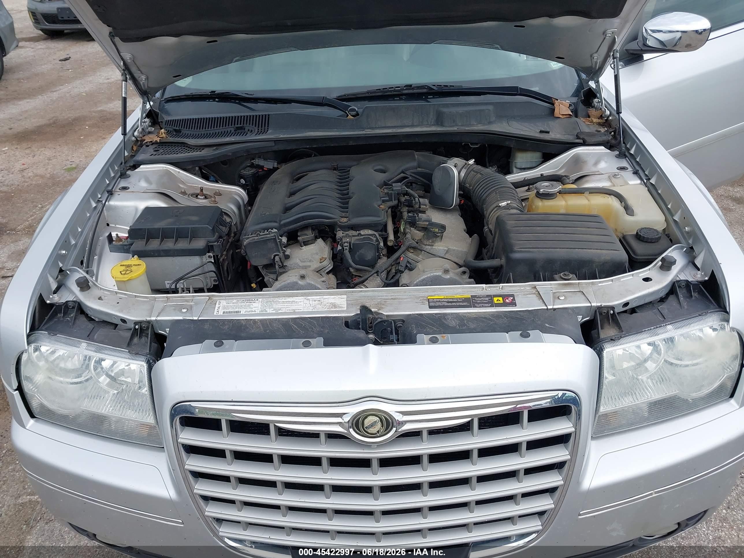 2005 Chrysler 300 Touring Серебряный vin: 2C3AA53G35H644610