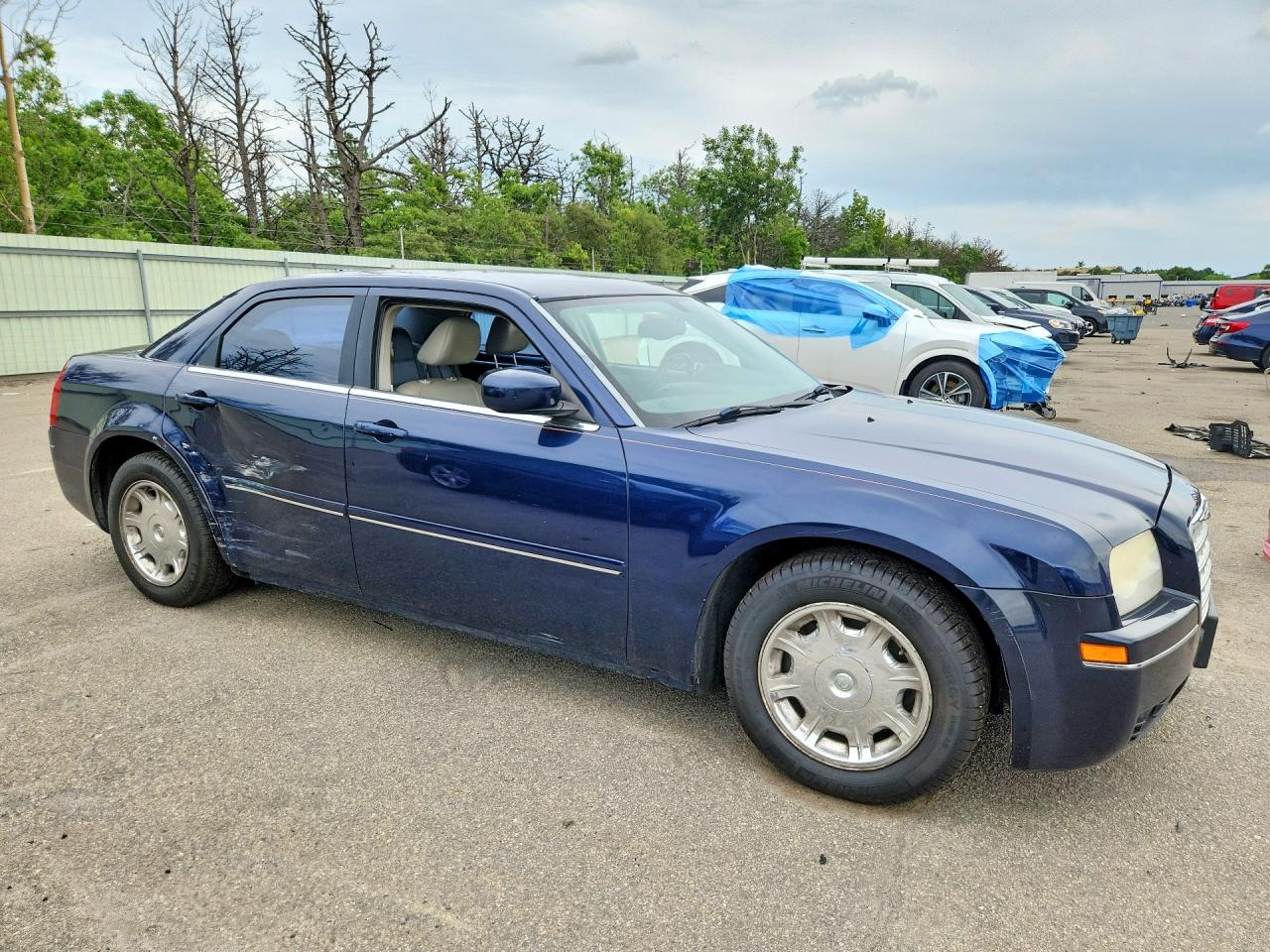 2005 Chrysler 300 Touring Blue vin: 2C3AA53G45H183174