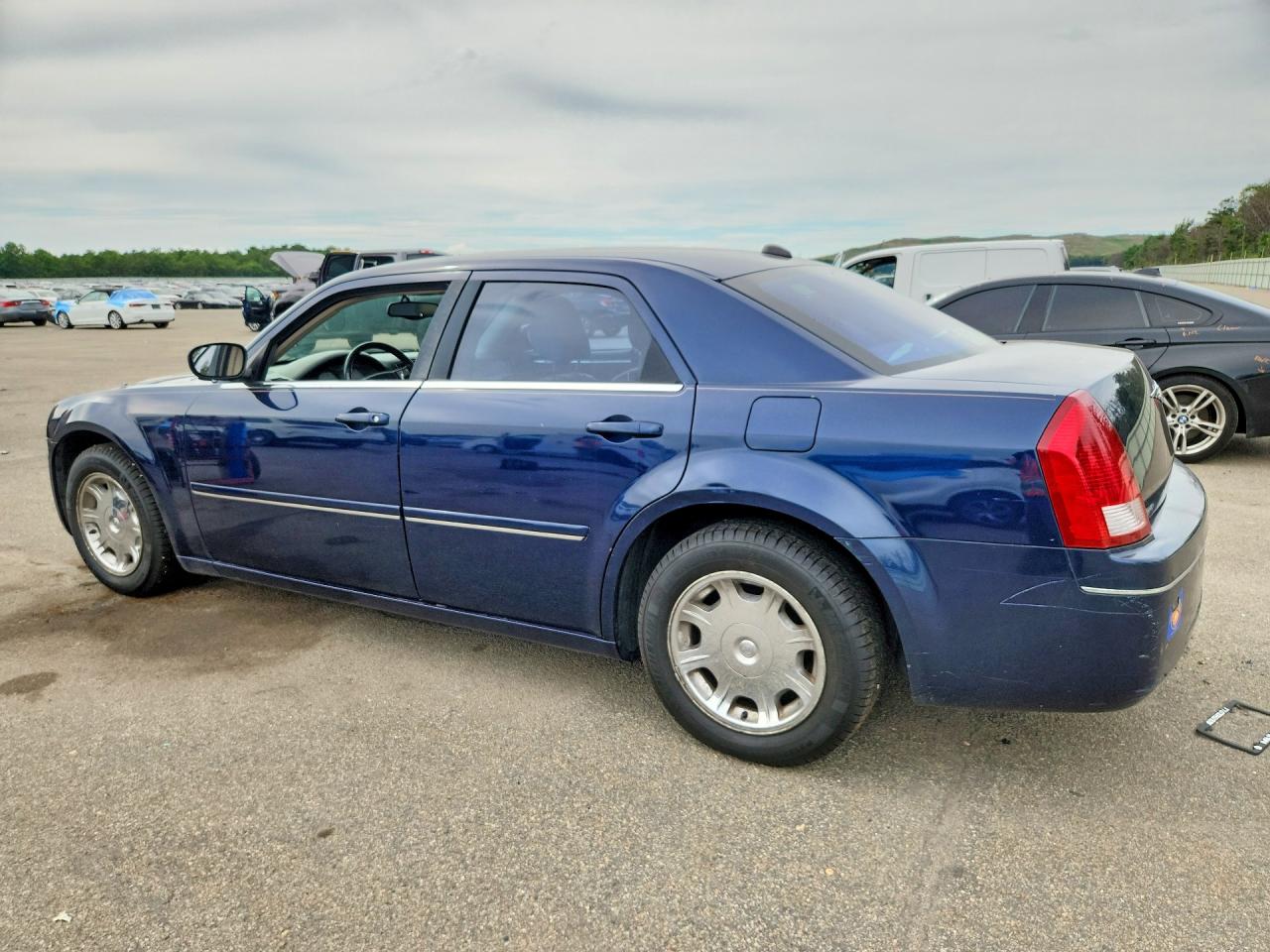 2005 Chrysler 300 Touring Blue vin: 2C3AA53G45H183174