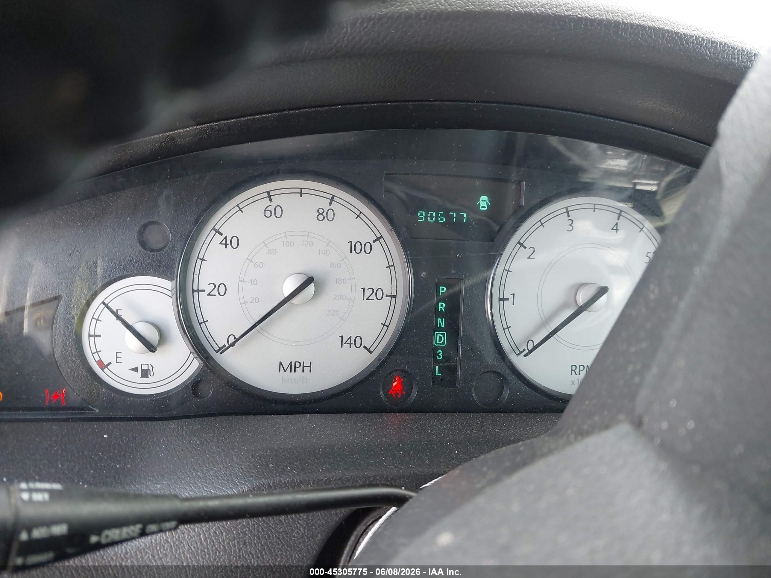 2005 Chrysler 300 Touring Silver vin: 2C3AA53G55H597631