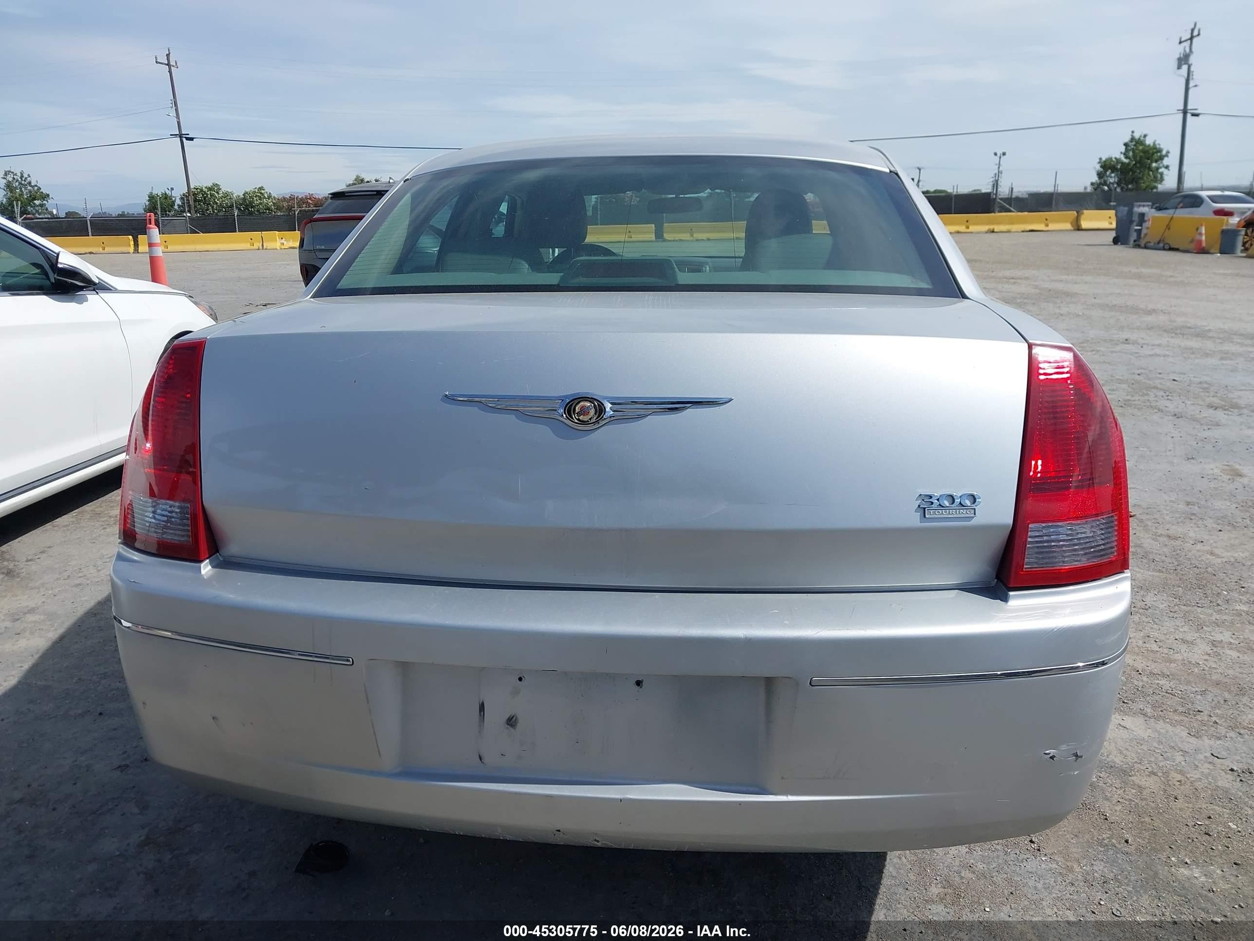 2005 Chrysler 300 Touring Silver vin: 2C3AA53G55H597631