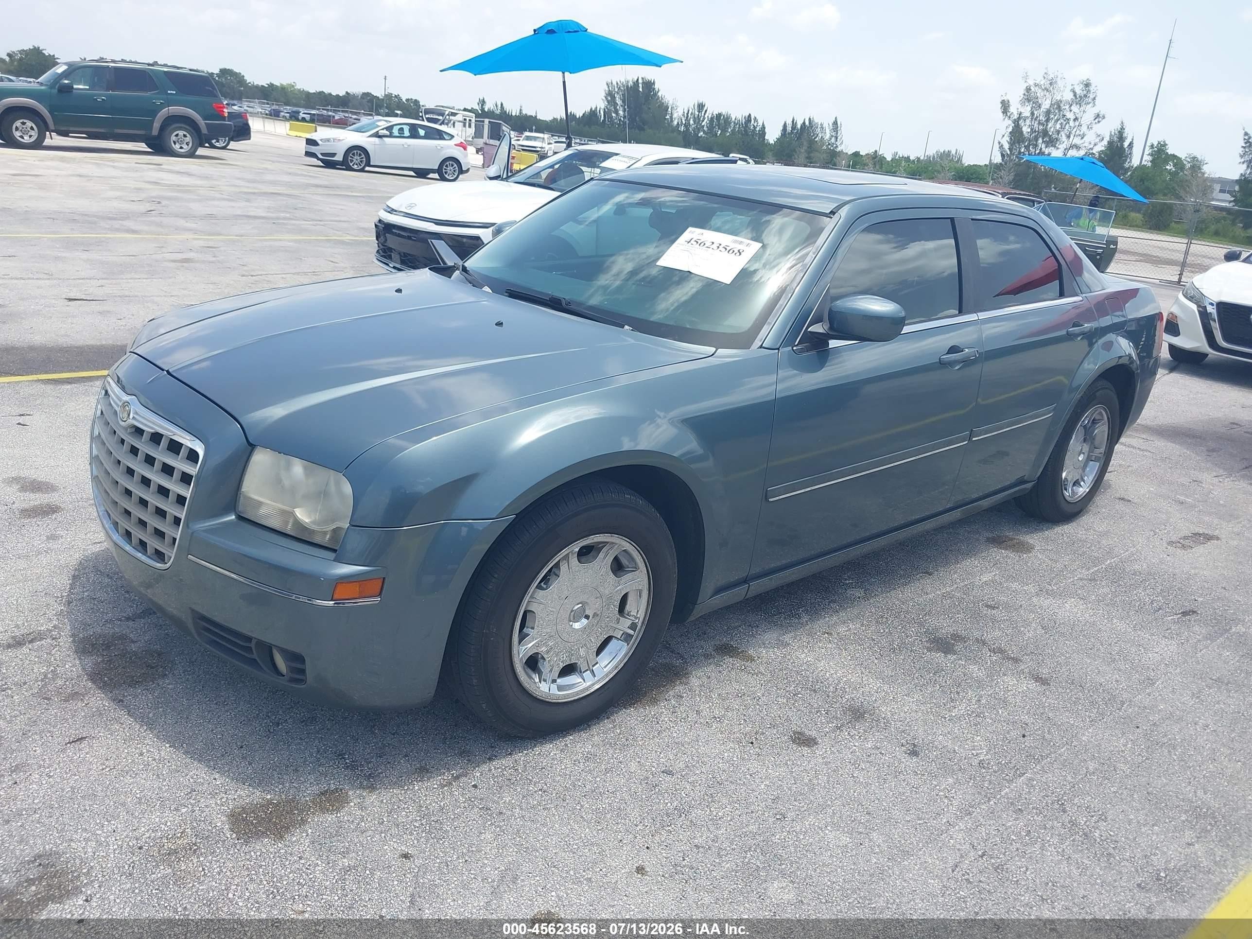 2005 Chrysler 300 Touring Green vin: 2C3AA53G65H608538