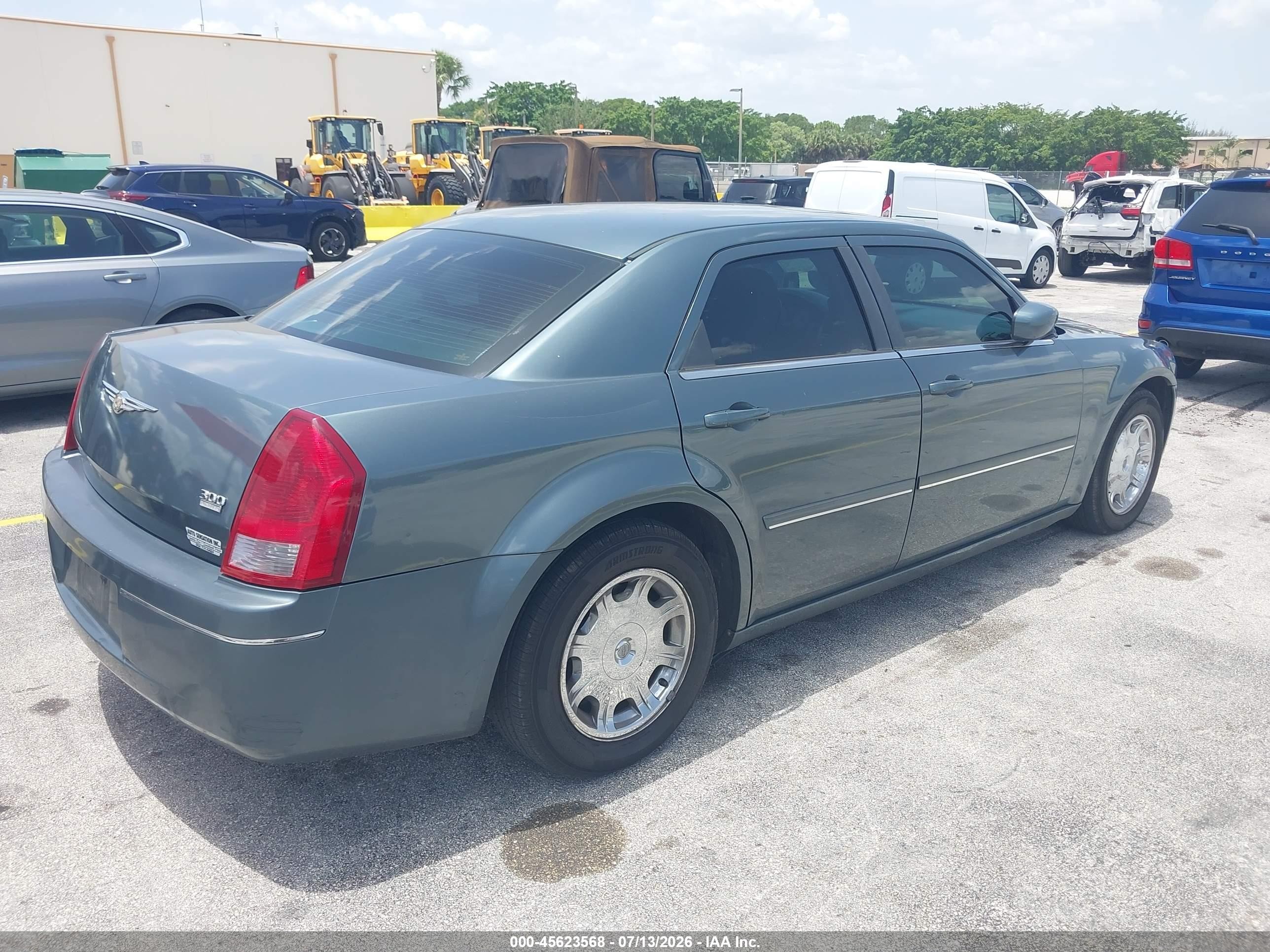 2005 Chrysler 300 Touring Green vin: 2C3AA53G65H608538