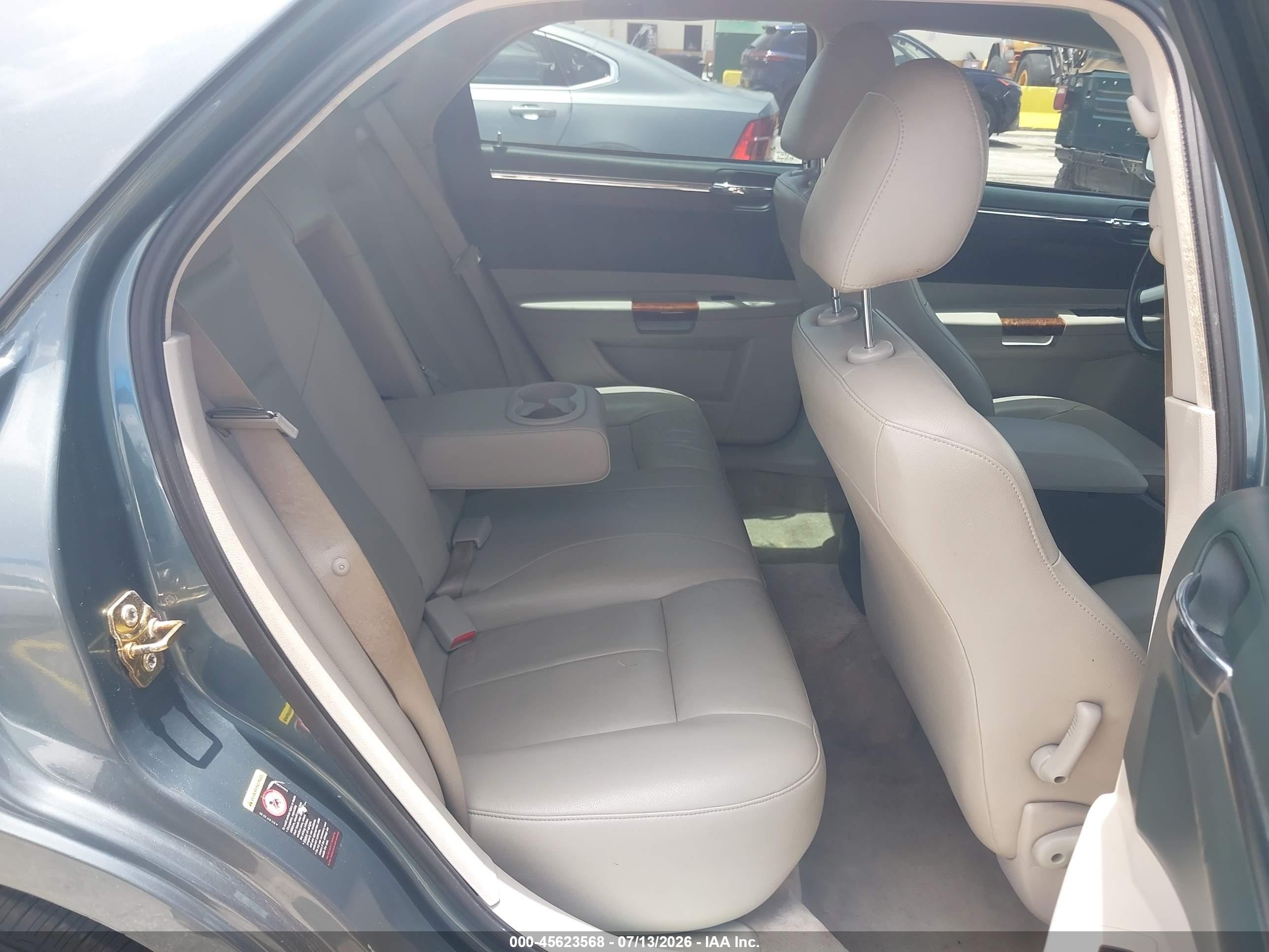 2005 Chrysler 300 Touring Green vin: 2C3AA53G65H608538