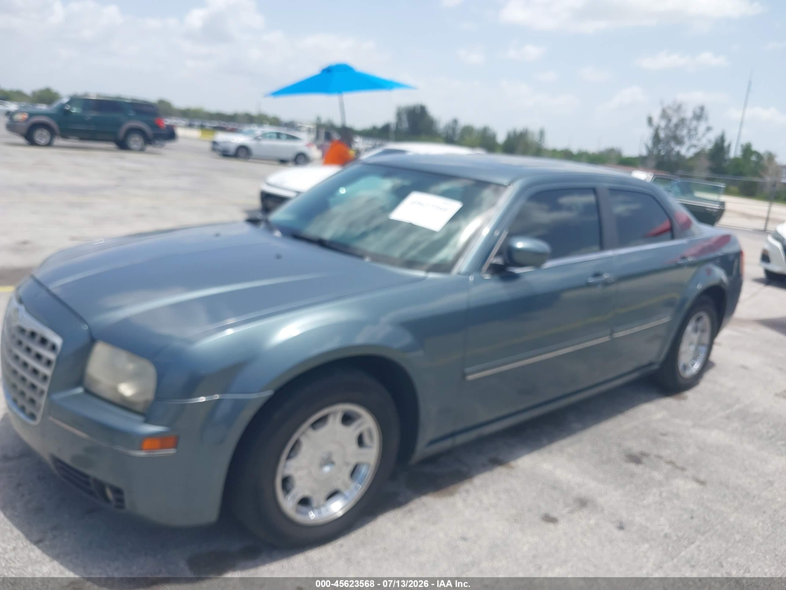 2005 Chrysler 300 Touring Green vin: 2C3AA53G65H608538