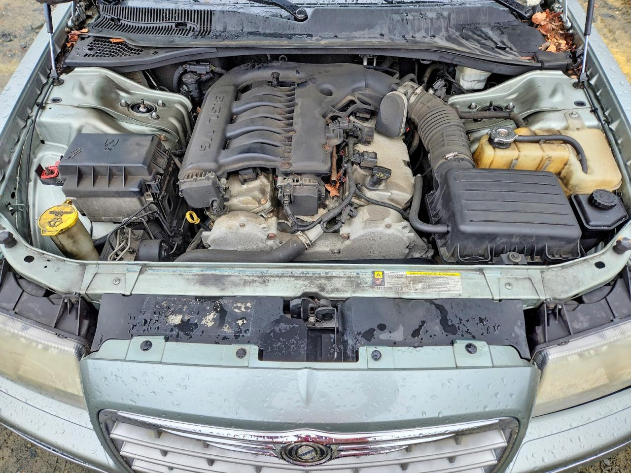2005 Chrysler 300 Touring Бежевый vin: 2C3AA53G75H544803