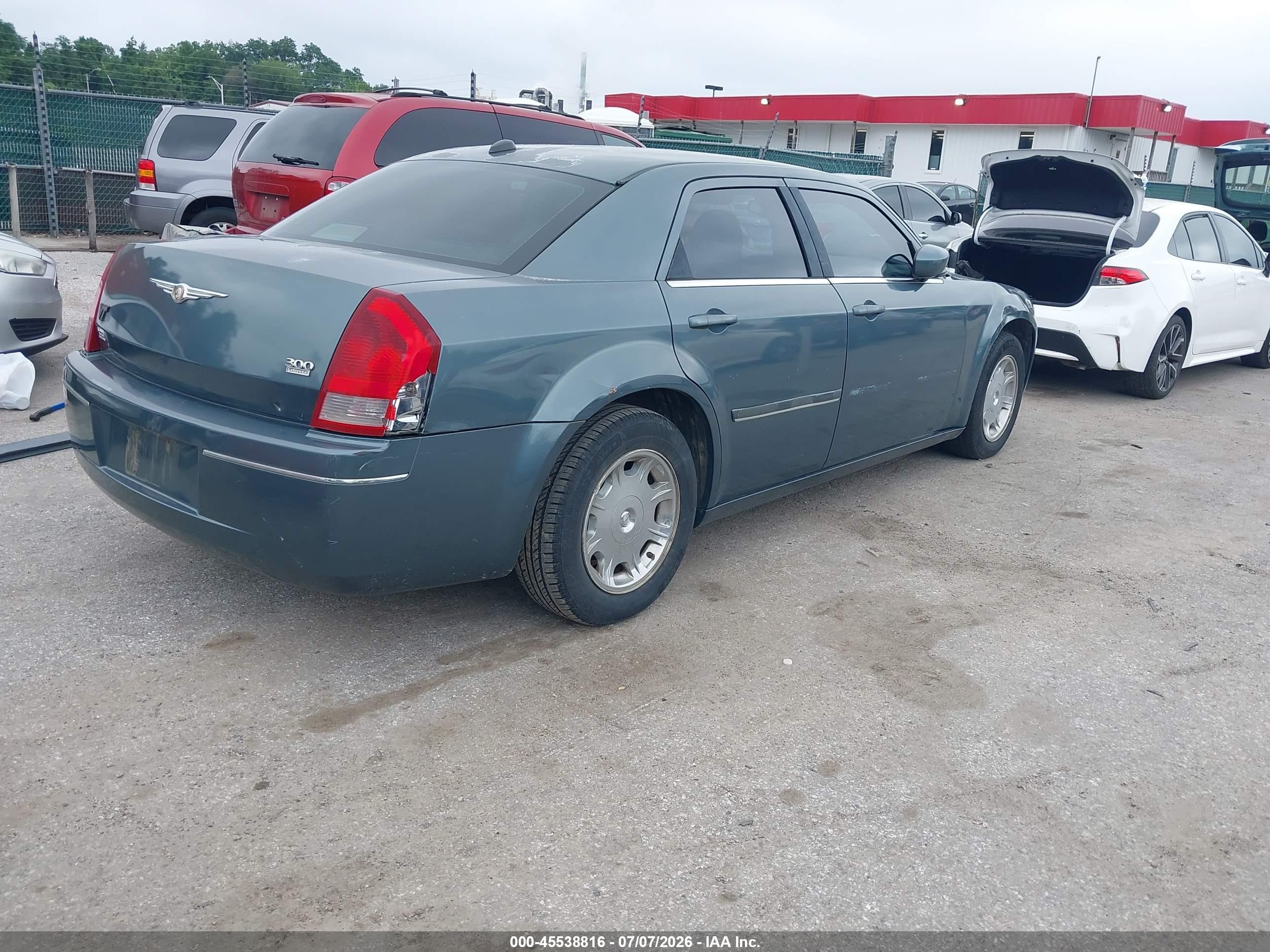 2005 Chrysler 300 Touring Серый vin: 2C3AA53G85H644215