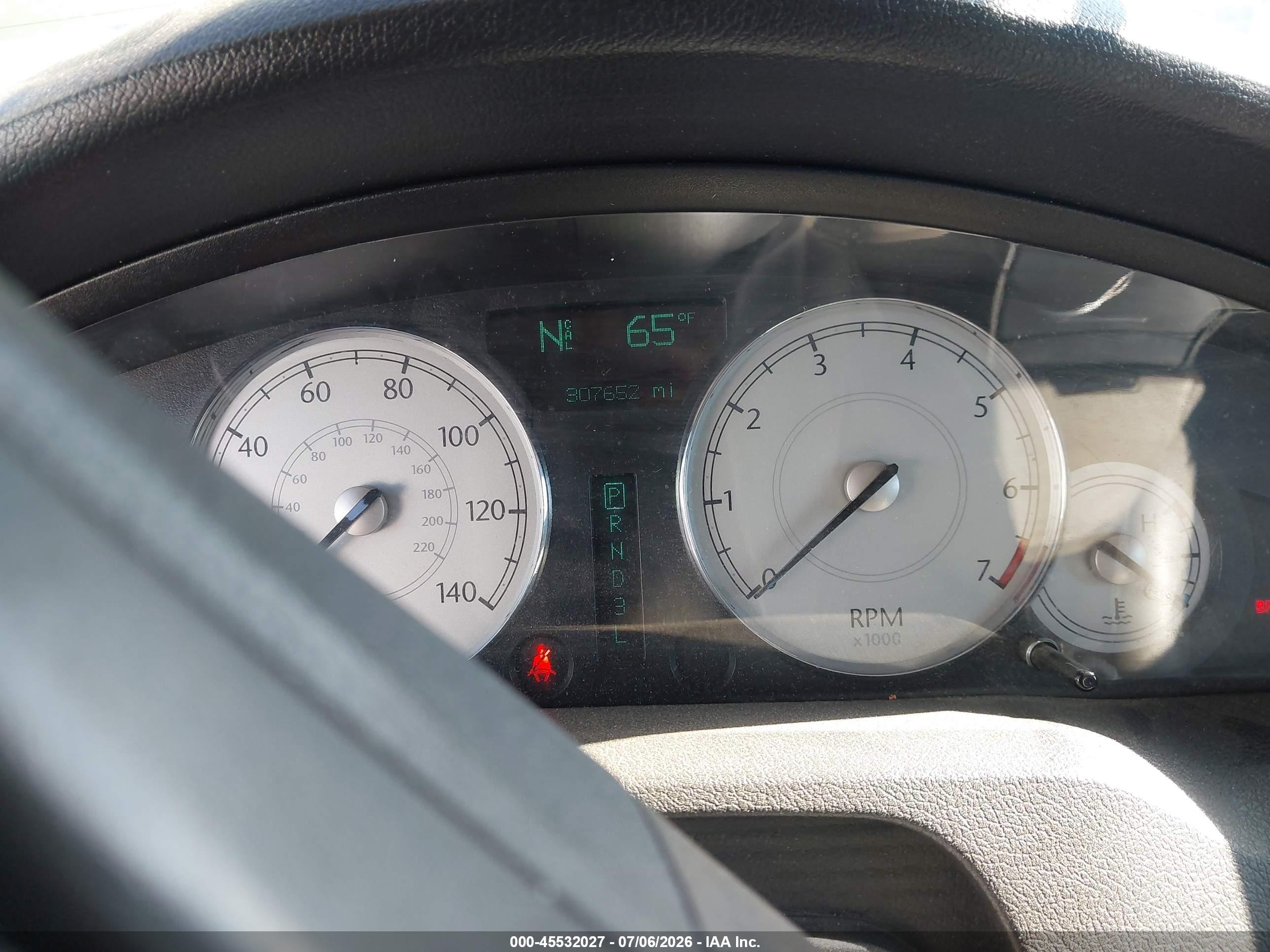 2005 Chrysler 300 Touring Light Blue vin: 2C3AA53GX5H512699