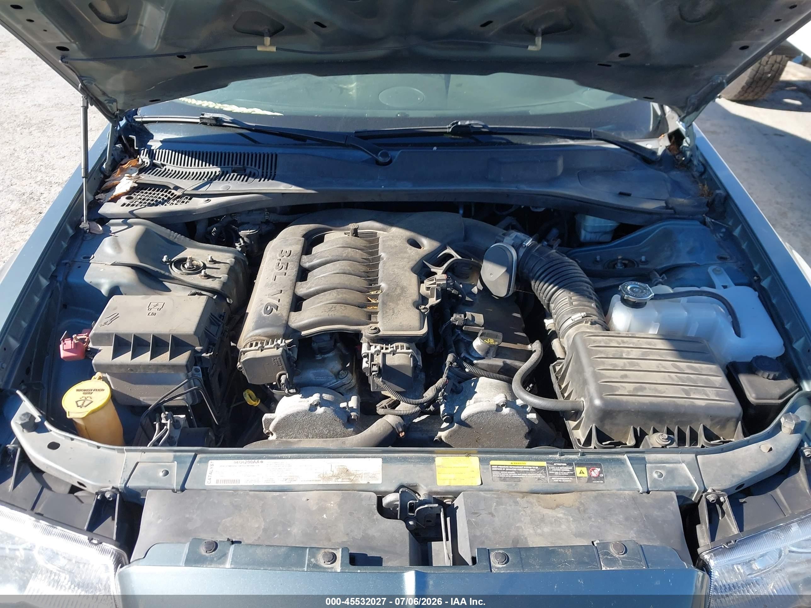 2005 Chrysler 300 Touring Light Blue vin: 2C3AA53GX5H512699