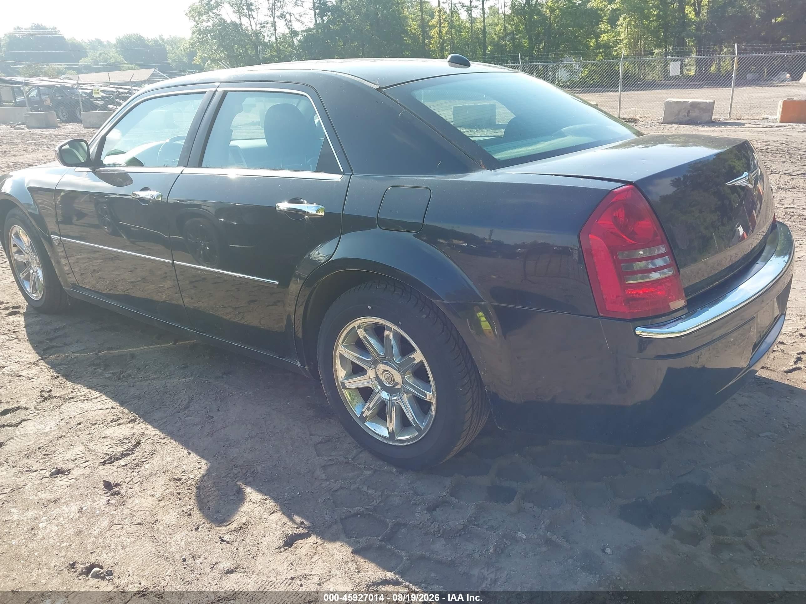 2005 Chrysler 300c   Black vin: 2C3AA63H15H674526