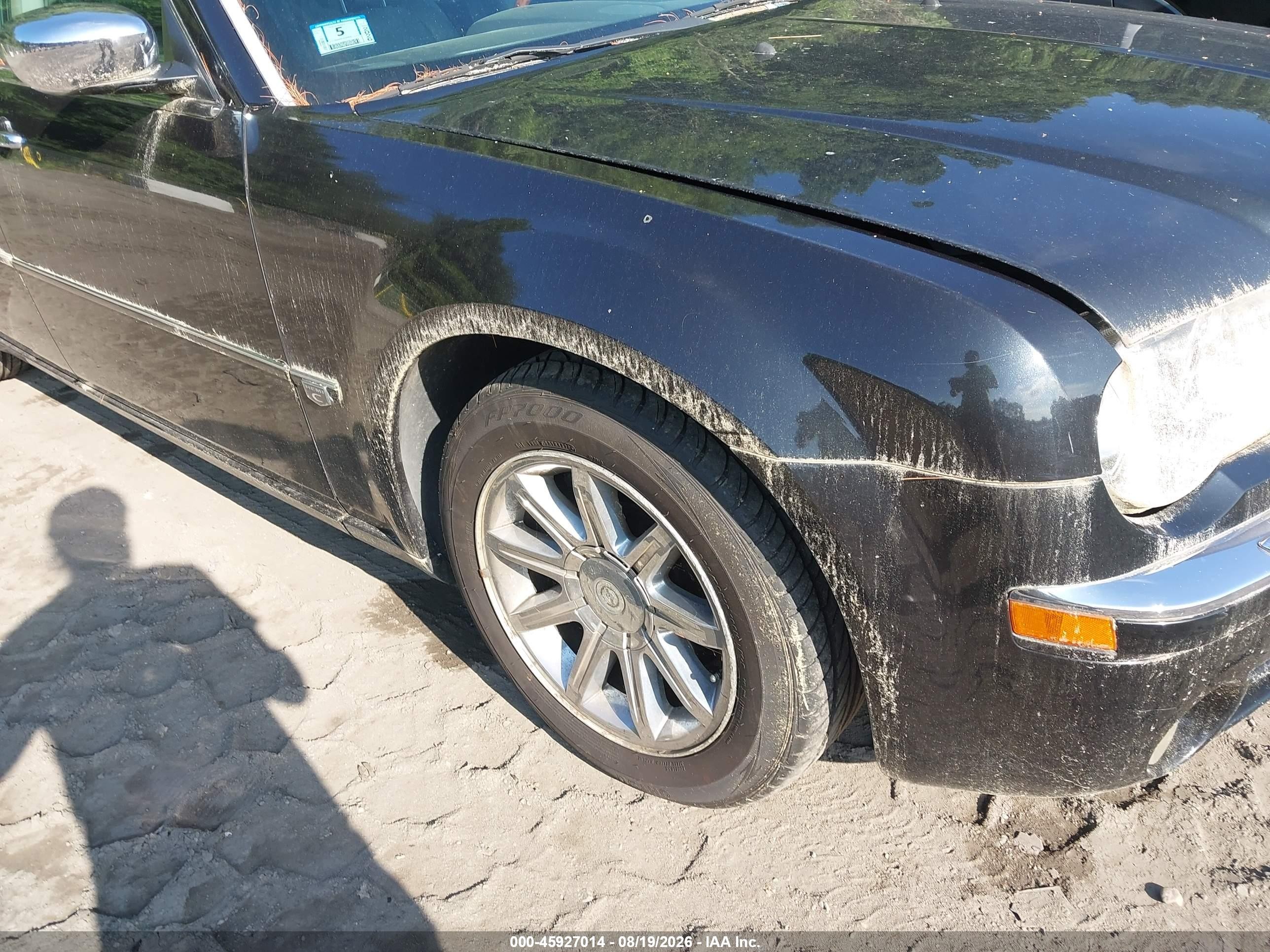 2005 Chrysler 300c   Black vin: 2C3AA63H15H674526
