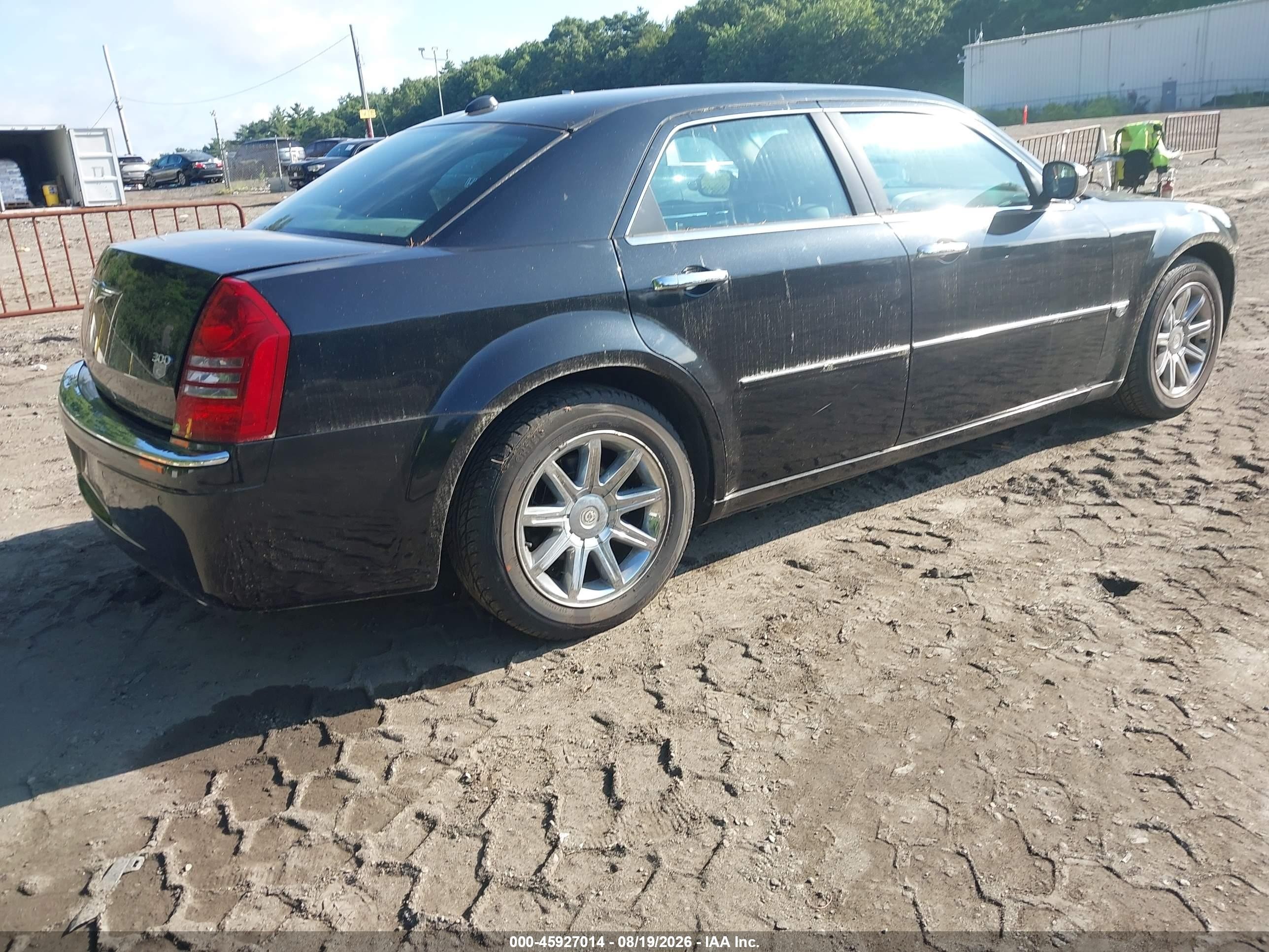 2005 Chrysler 300c   Black vin: 2C3AA63H15H674526