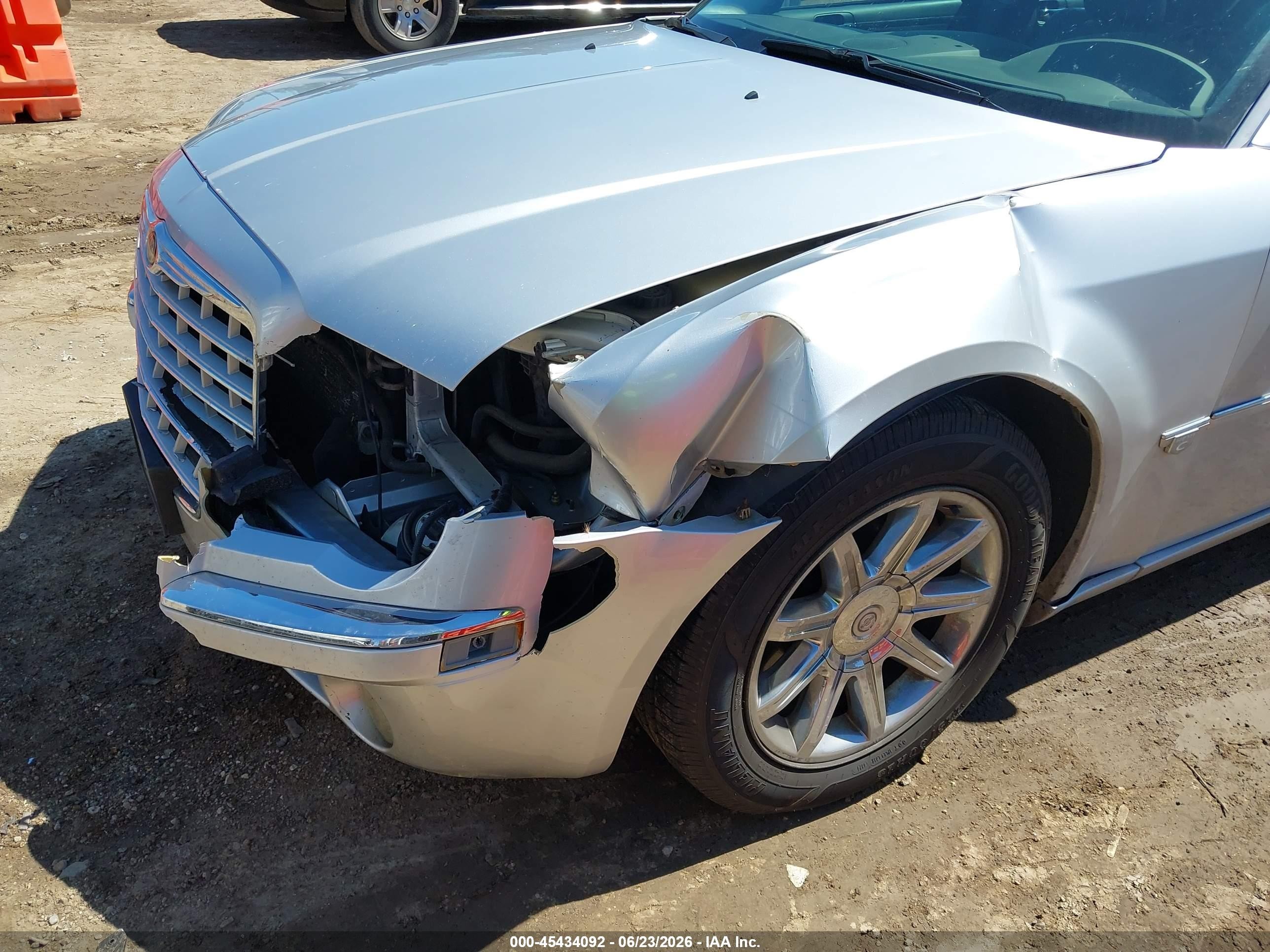 2005 Chrysler 300c Silver vin: 2C3AA63H25H665401