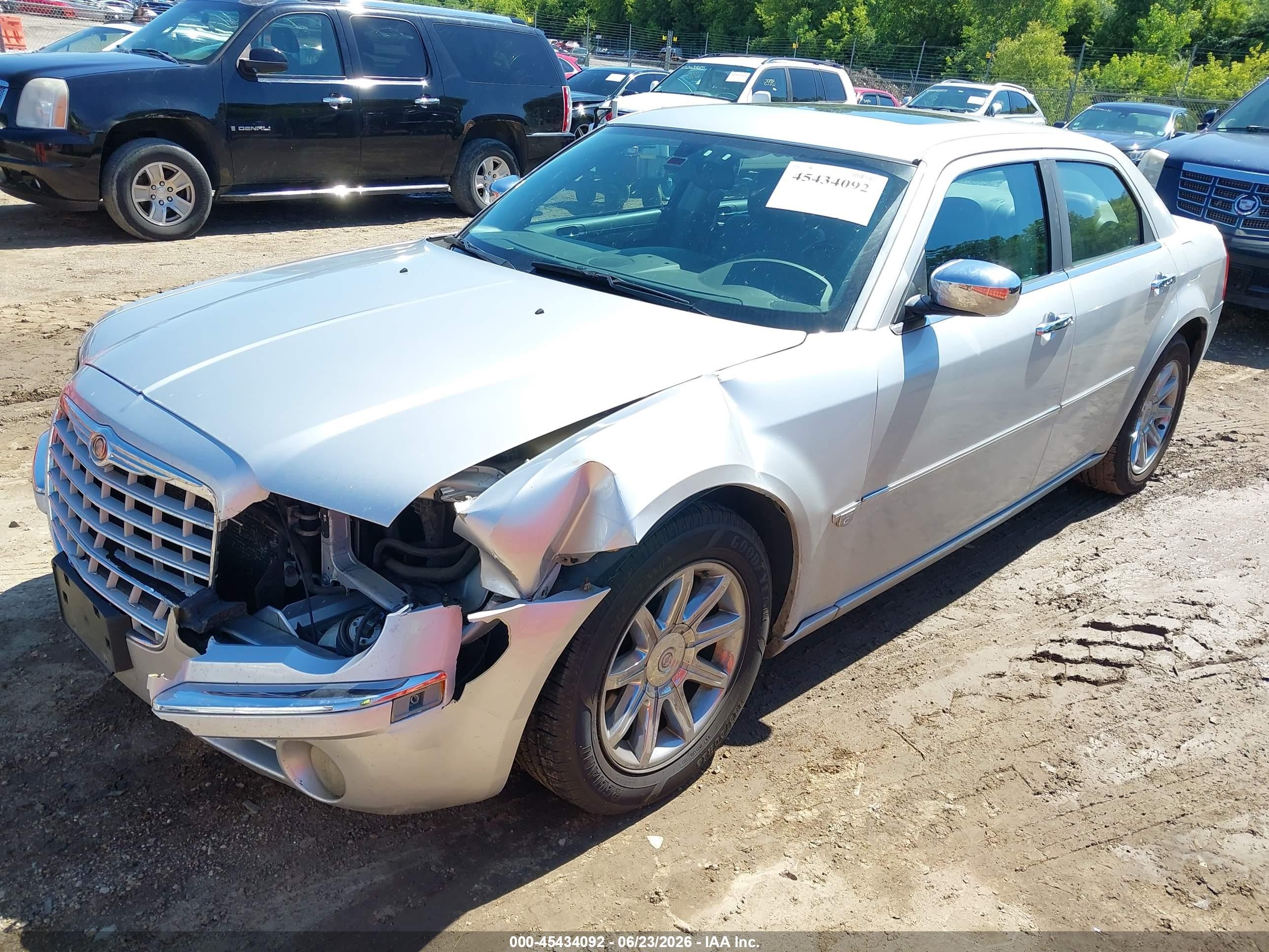 2005 Chrysler 300c Silver vin: 2C3AA63H25H665401
