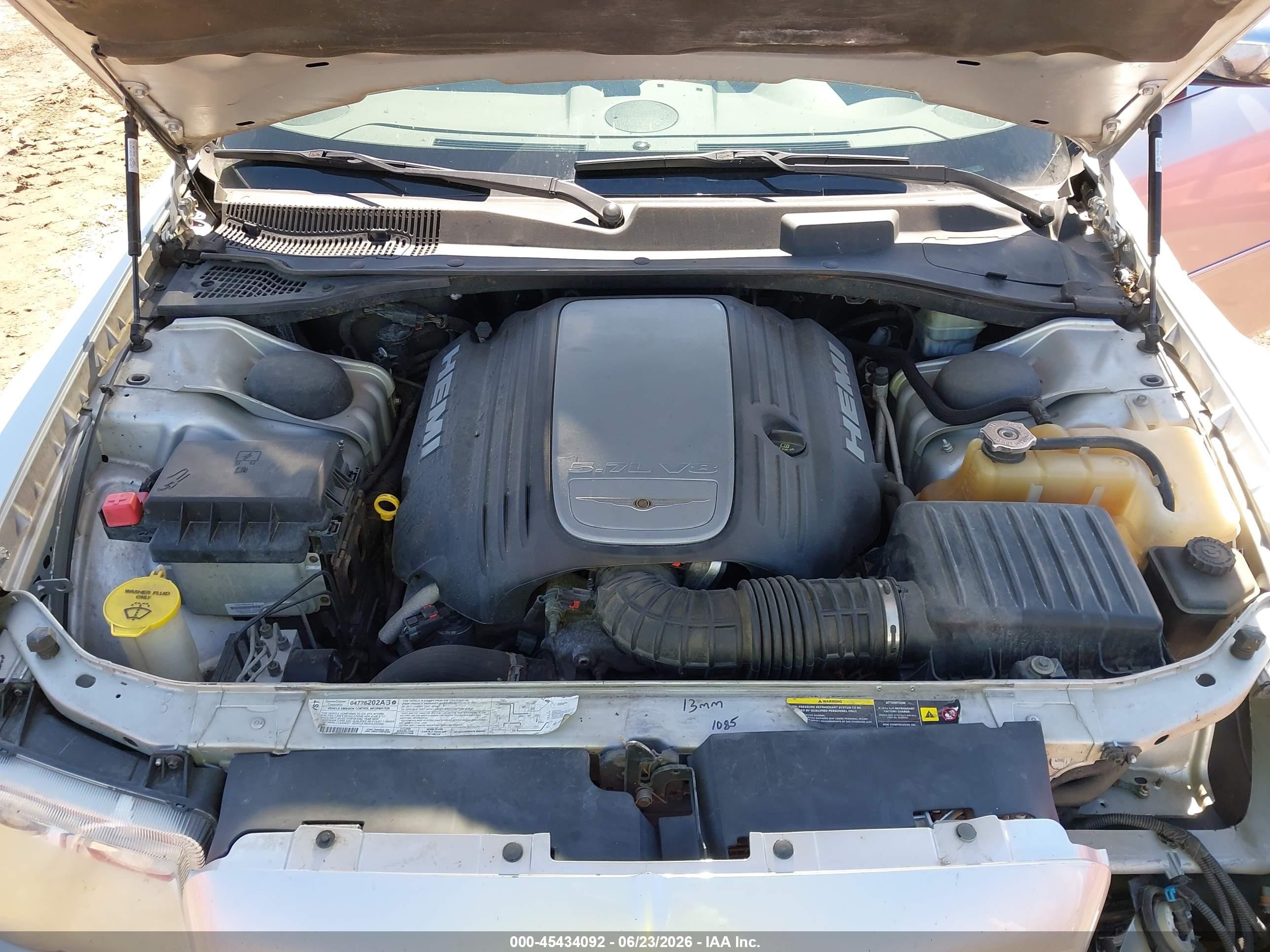 2005 Chrysler 300c Silver vin: 2C3AA63H25H665401