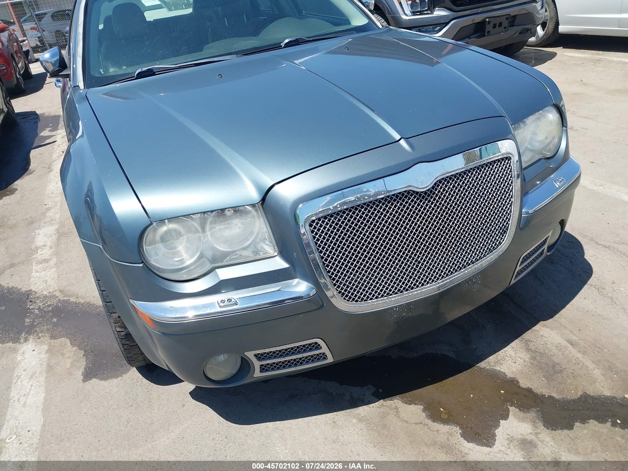 2005 Chrysler 300c   Blue vin: 2C3AA63H65H651288