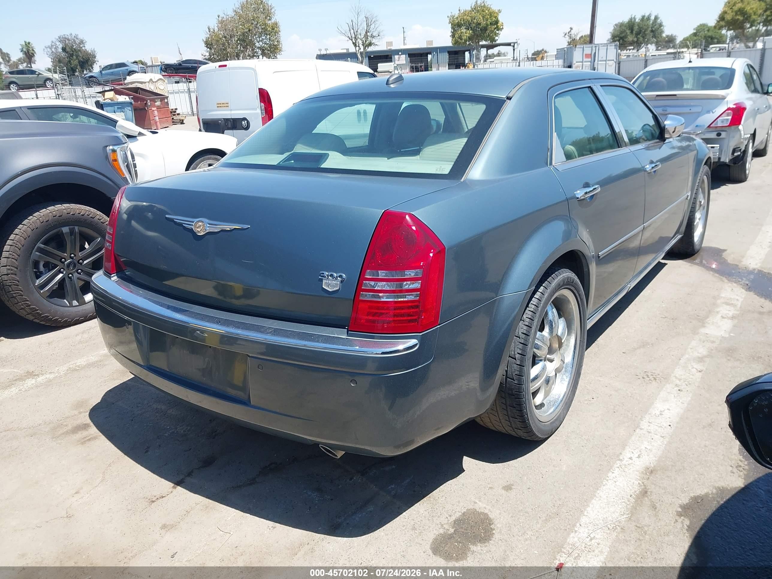 2005 Chrysler 300c   Blue vin: 2C3AA63H65H651288