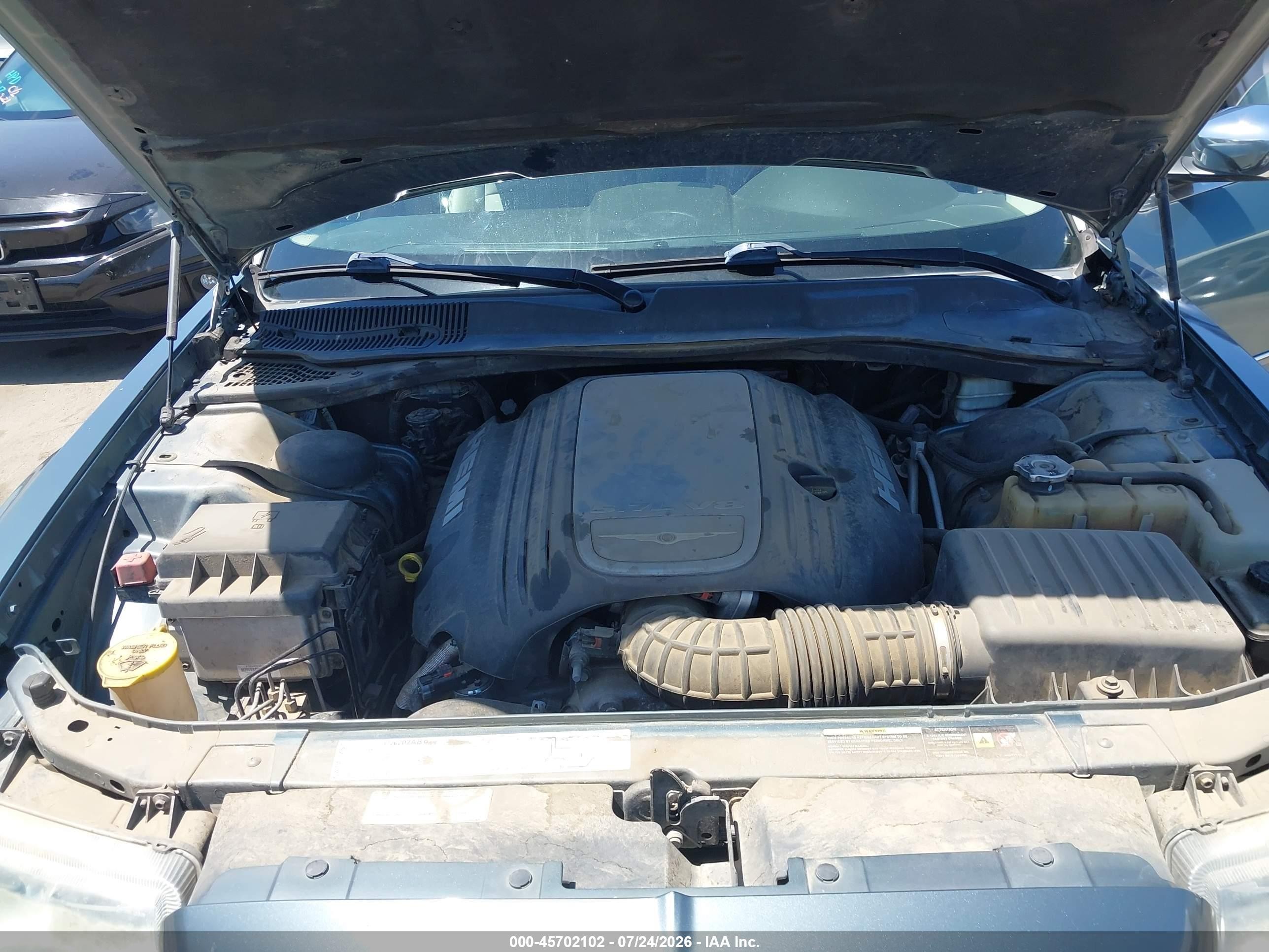 2005 Chrysler 300c   Blue vin: 2C3AA63H65H651288