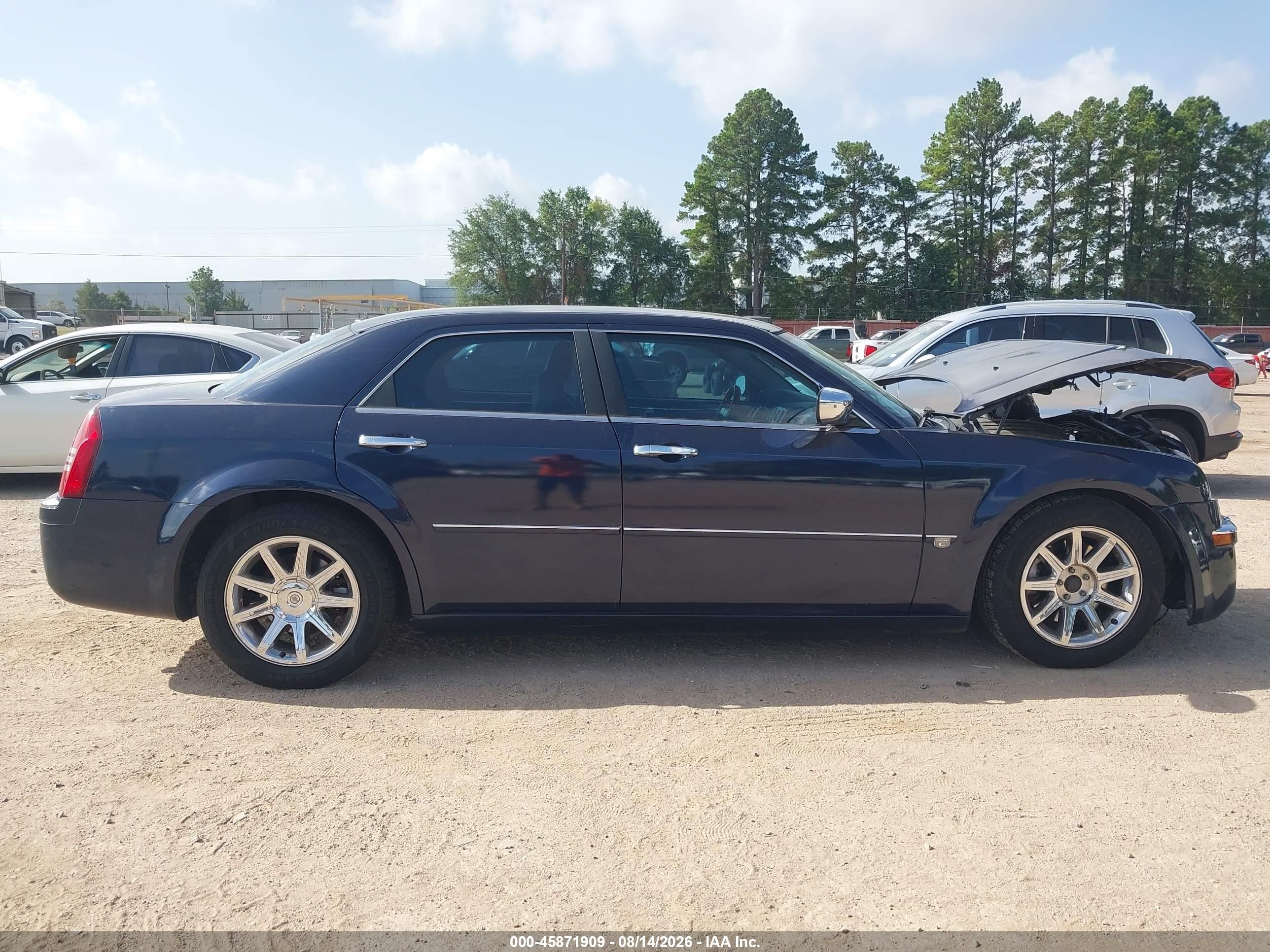 2005 Chrysler 300c   Blue vin: 2C3AA63H95H664729