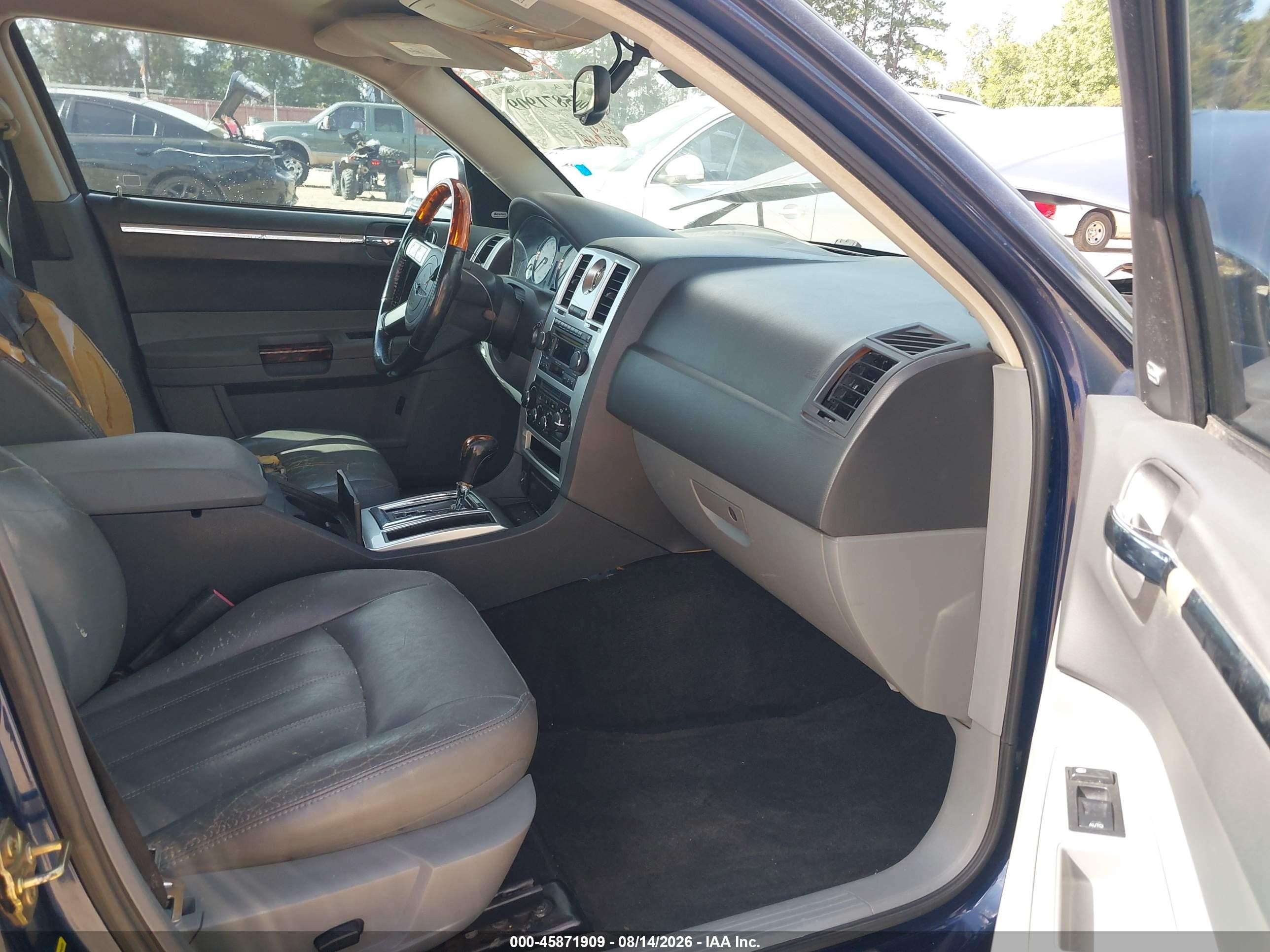 2005 Chrysler 300c   Blue vin: 2C3AA63H95H664729