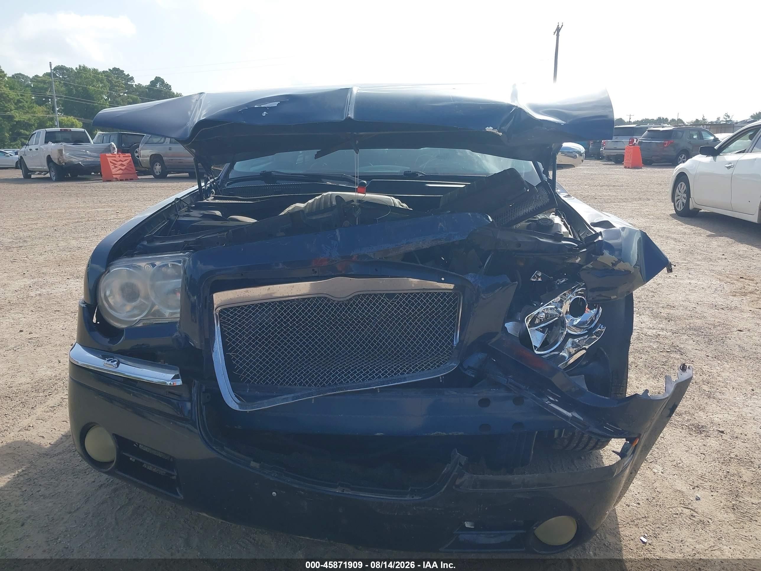 2005 Chrysler 300c   Blue vin: 2C3AA63H95H664729